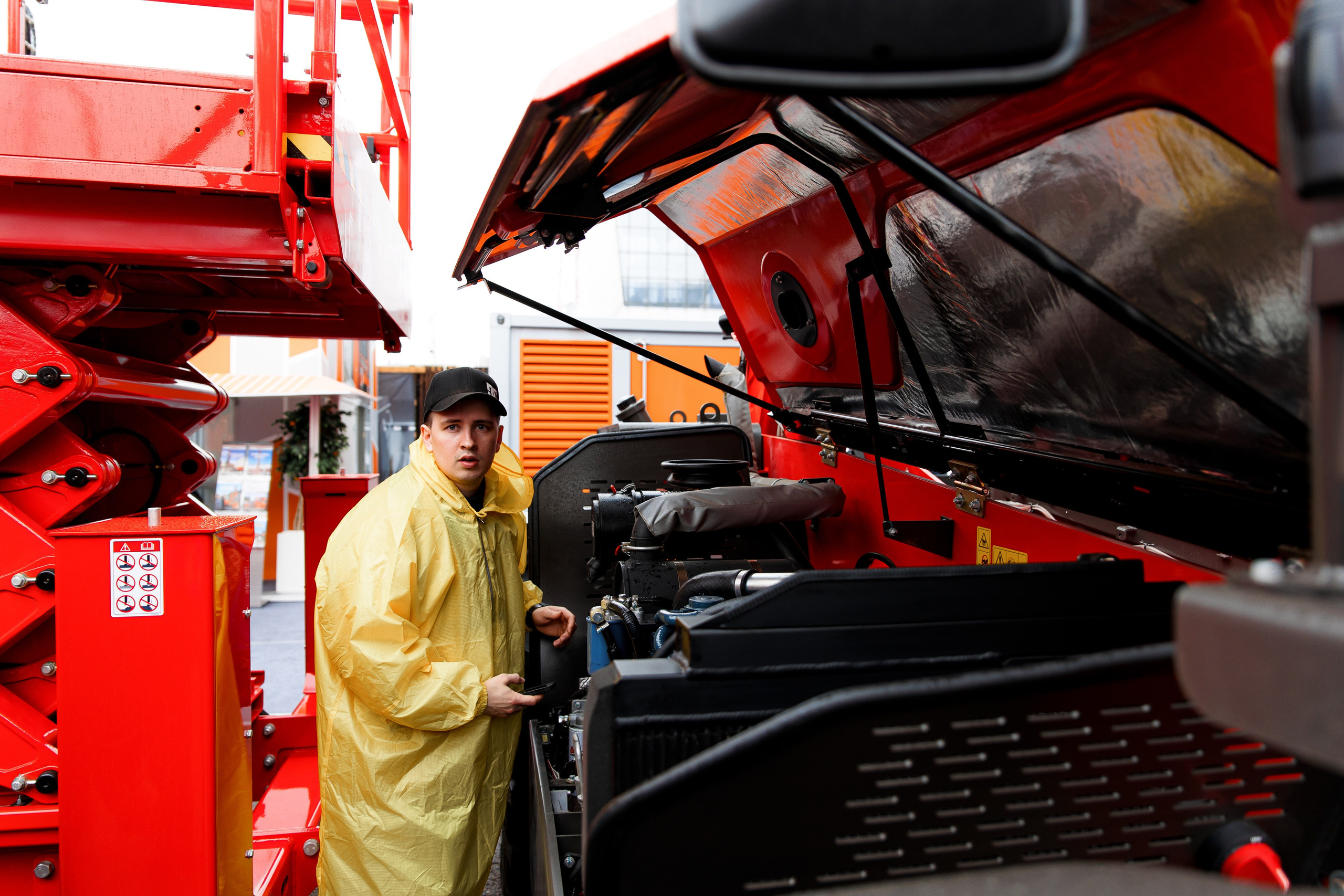 Выставочный стенд «Sany». Репортажный фотограф Семён Борисов | Москва