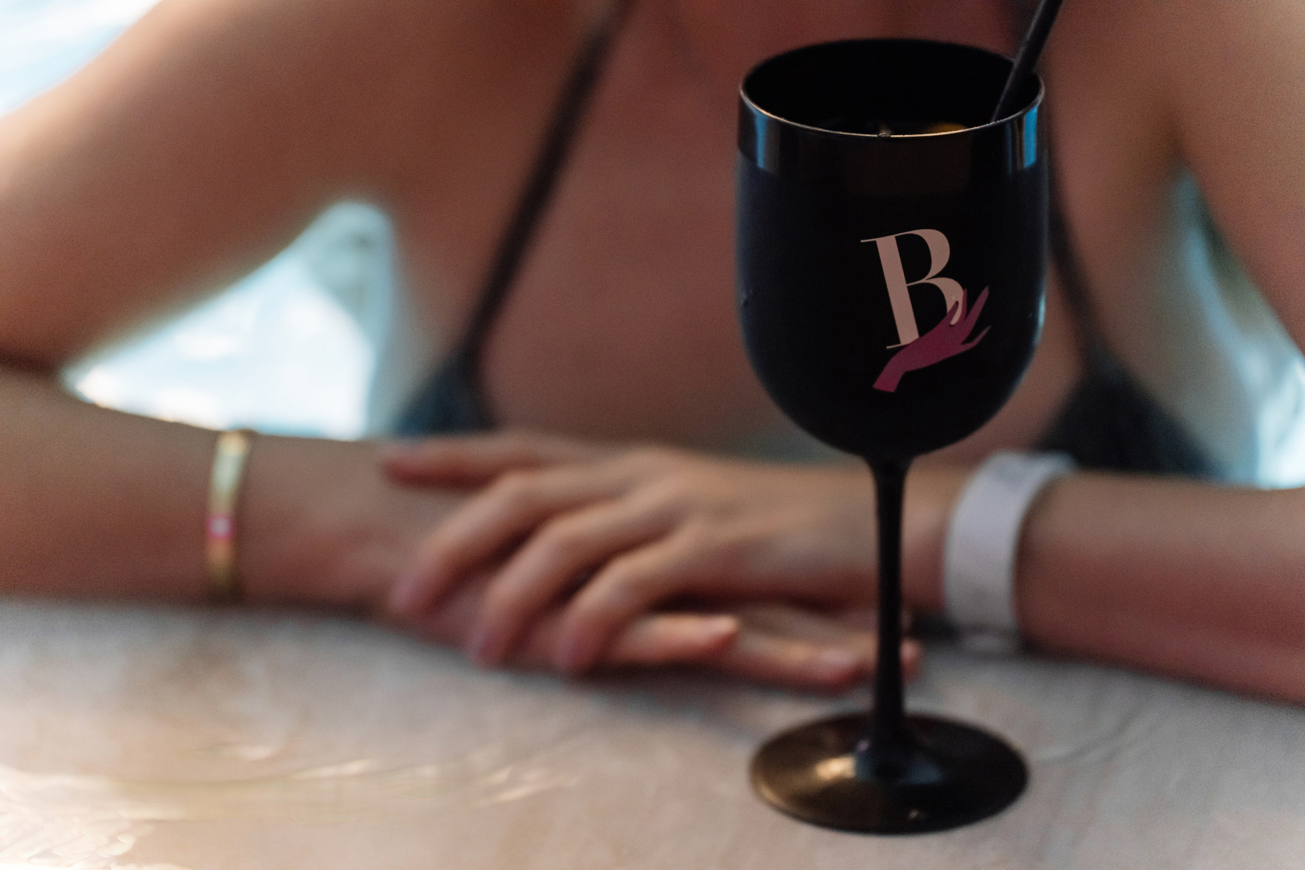 12 февраля (BENUAR Pool Party). BENUAR Restaurant