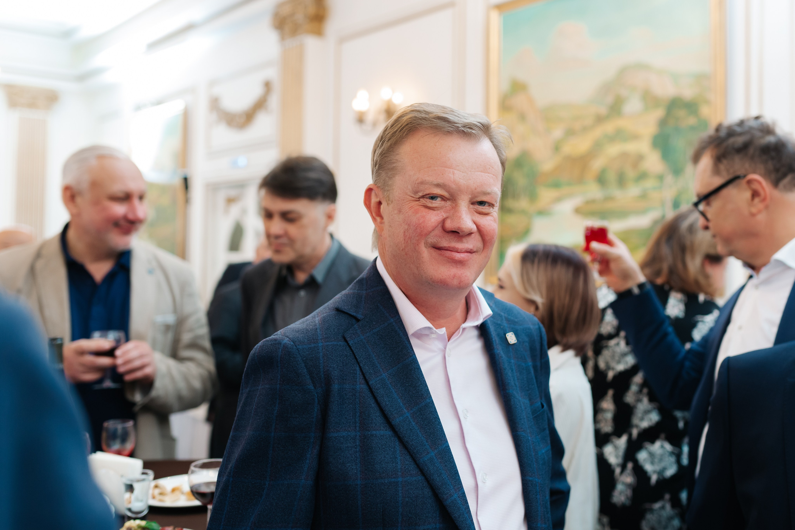 Репортажная корпоративная фотосъемка сотрудников и руководства компании Промэлектроника. Корпоратив в честь юбилея компании.