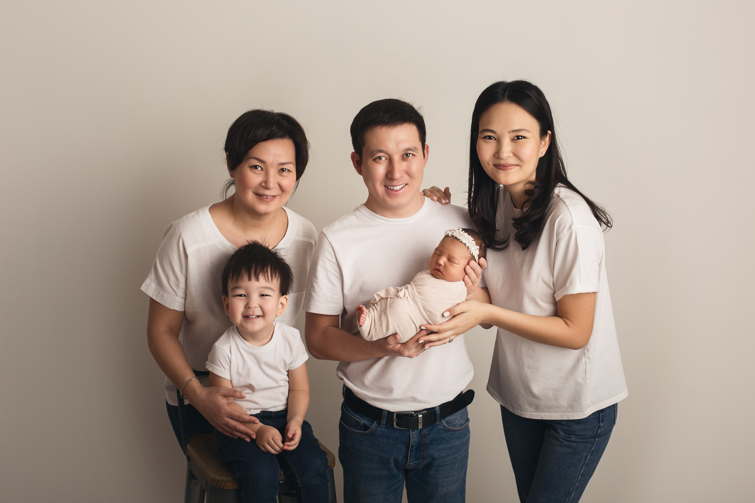 Семья. Фотограф беременности, новорождённых и деток до года в Актау