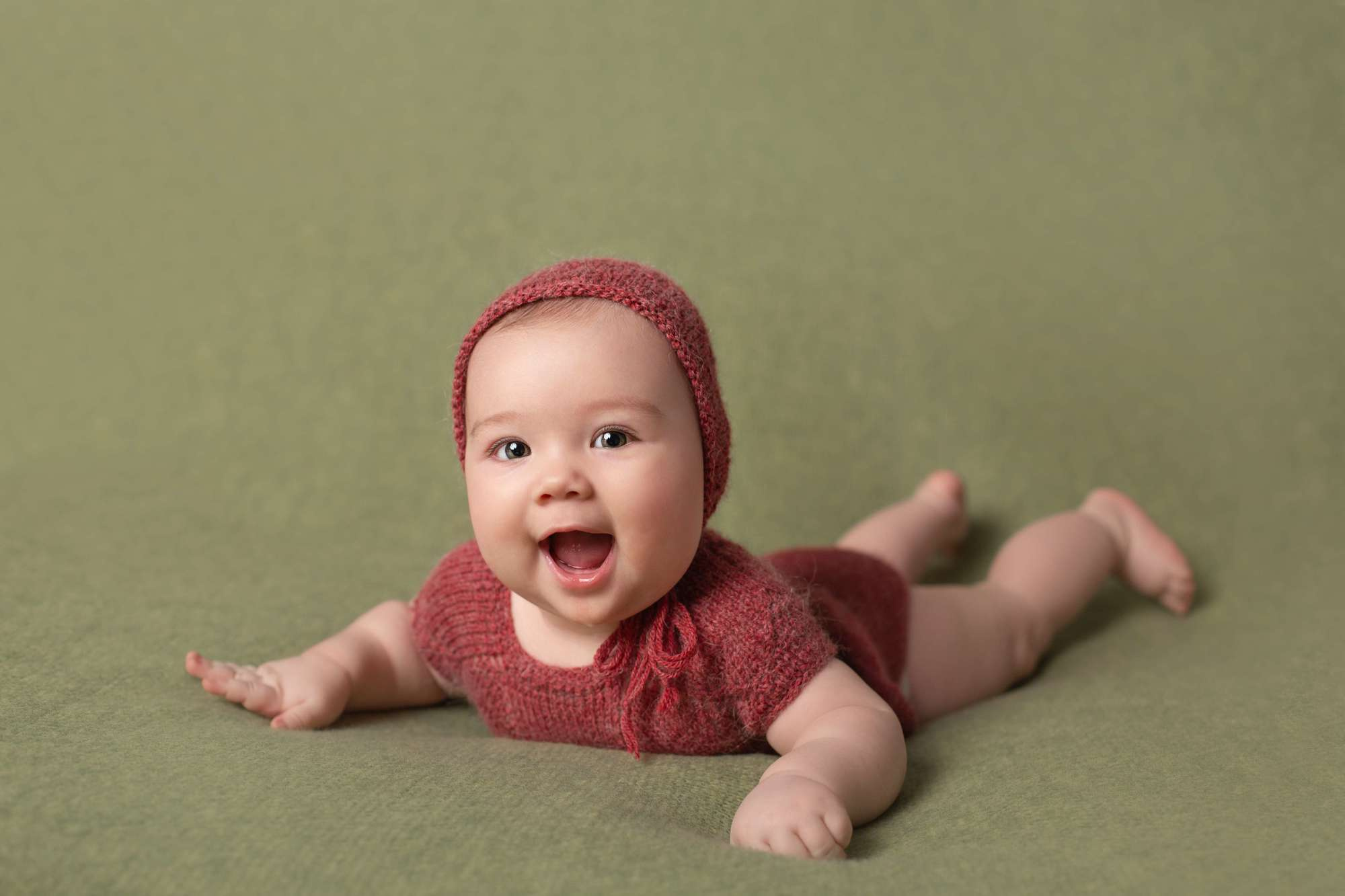 Малыши 3,5-12 мес. Фотограф беременности, новорождённых и деток до года в Актау