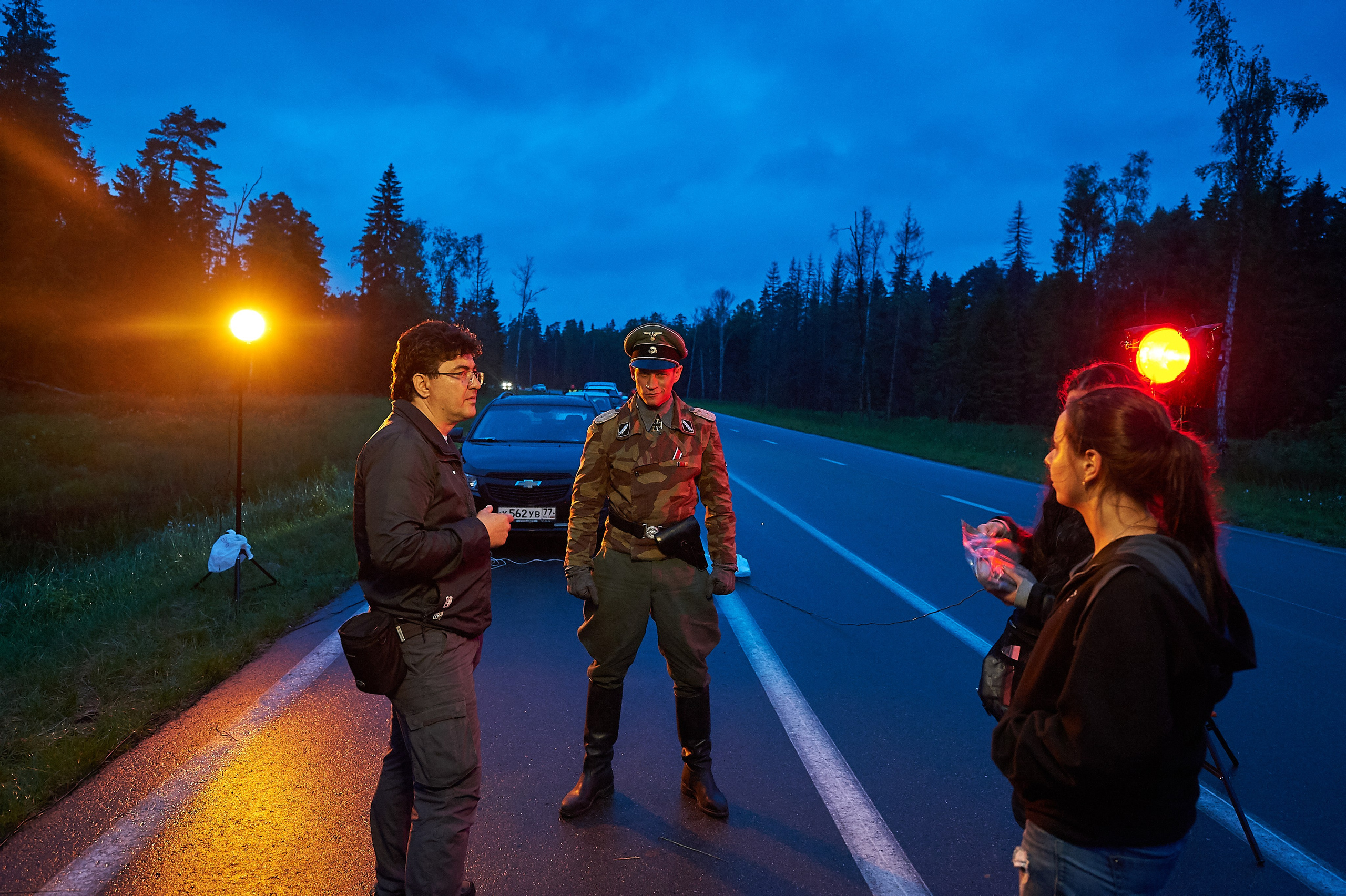 BACKSTAGE. Www.apowerstudio.com