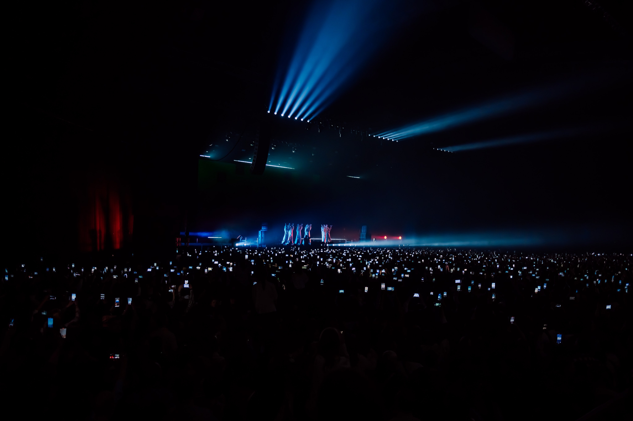 Руки вверх в Ледовом Дворце 15.11.2025. Детский фотограф, семейный фотограф и репортажи в Кемерово