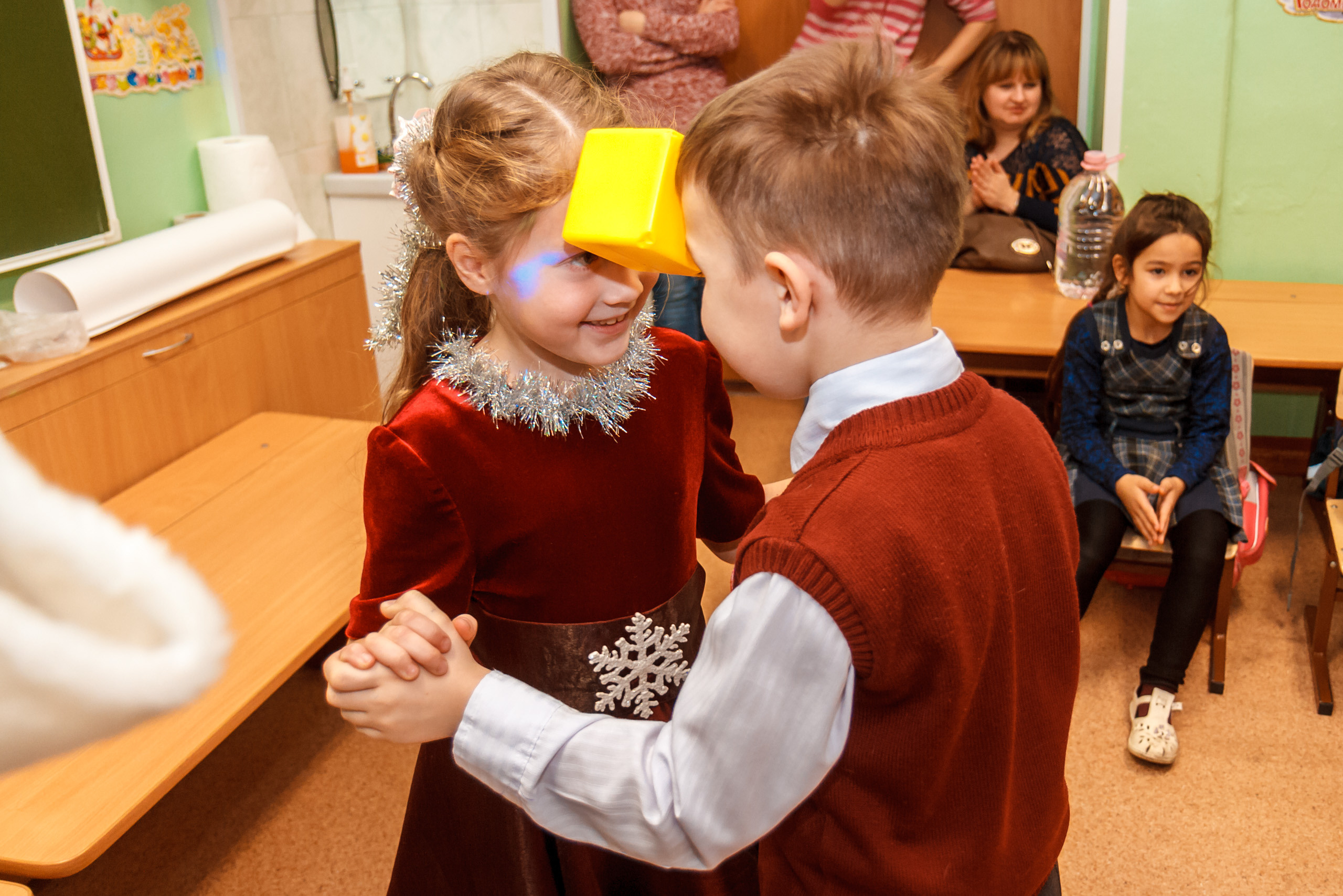 Новогодний праздник в классе. Фотографиня Мария Дикова