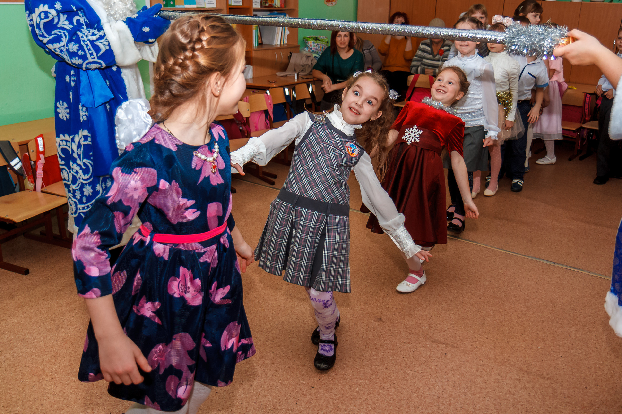 Новогодний праздник в классе. Фотографиня Мария Дикова