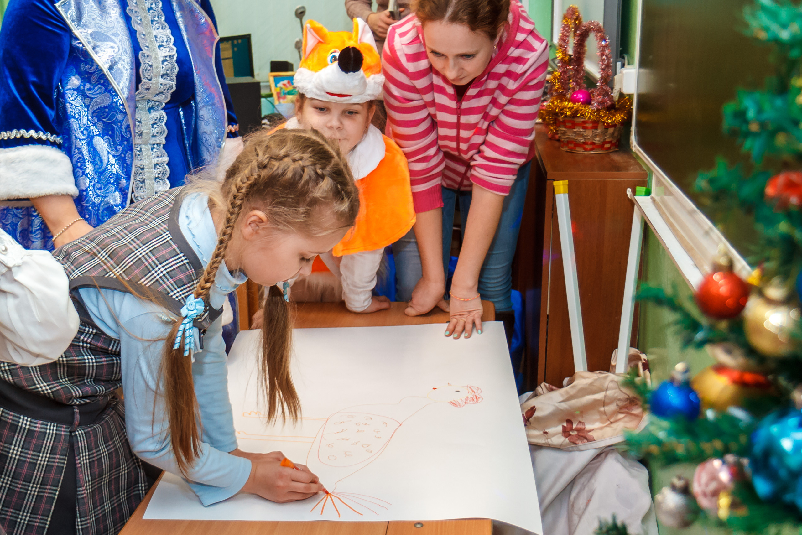 Новогодний праздник в классе. Фотографиня Мария Дикова