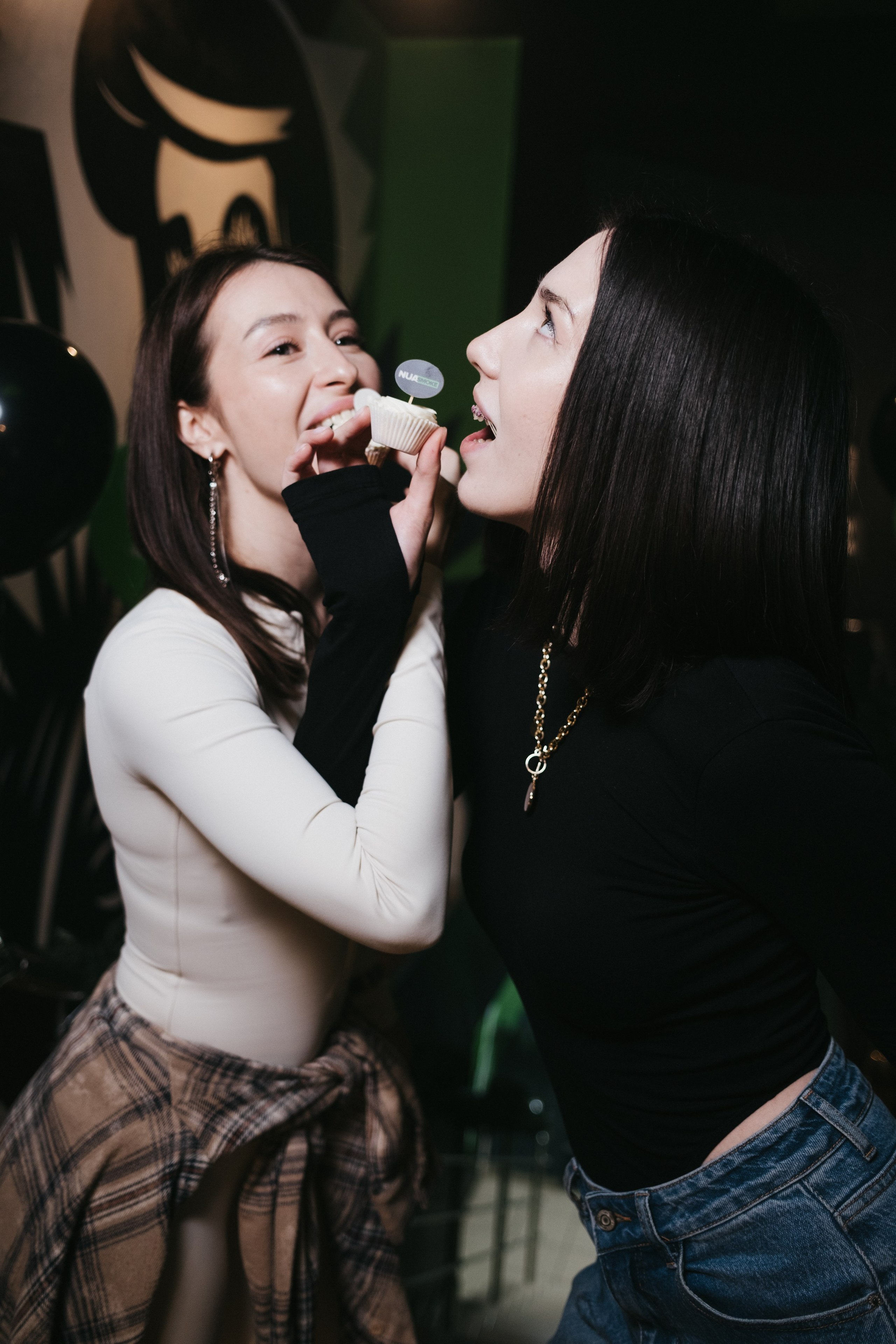 День рождения кальяной NUASMOKE 11 лет. Свадебный и репортажной фотограф Денис Ожигин в Краснодаре и Краснодарском крае