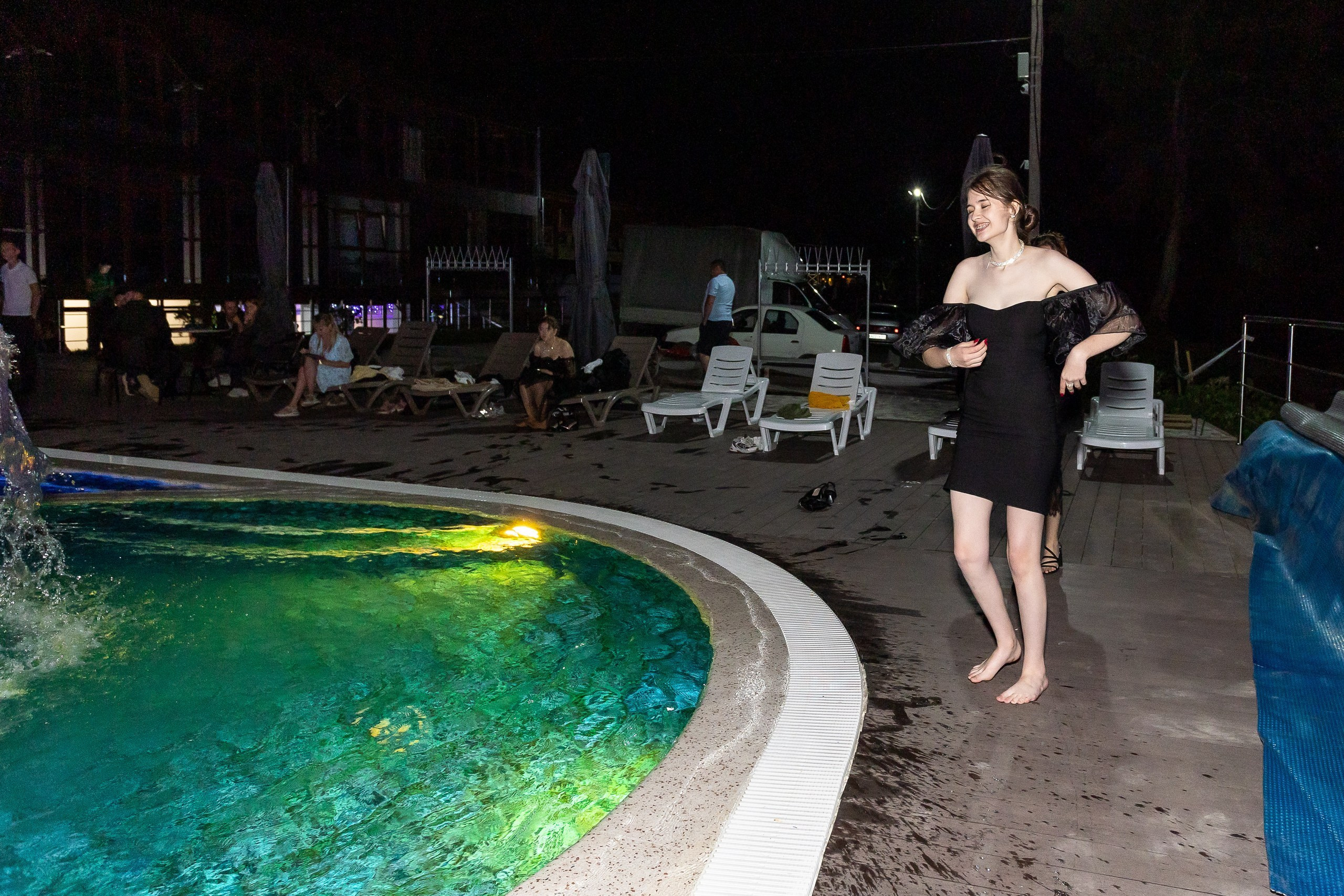 Вручение аттестата и выпускной вечер. Выпускные альбомы Майкоп, Краснодар Елена Золотарева