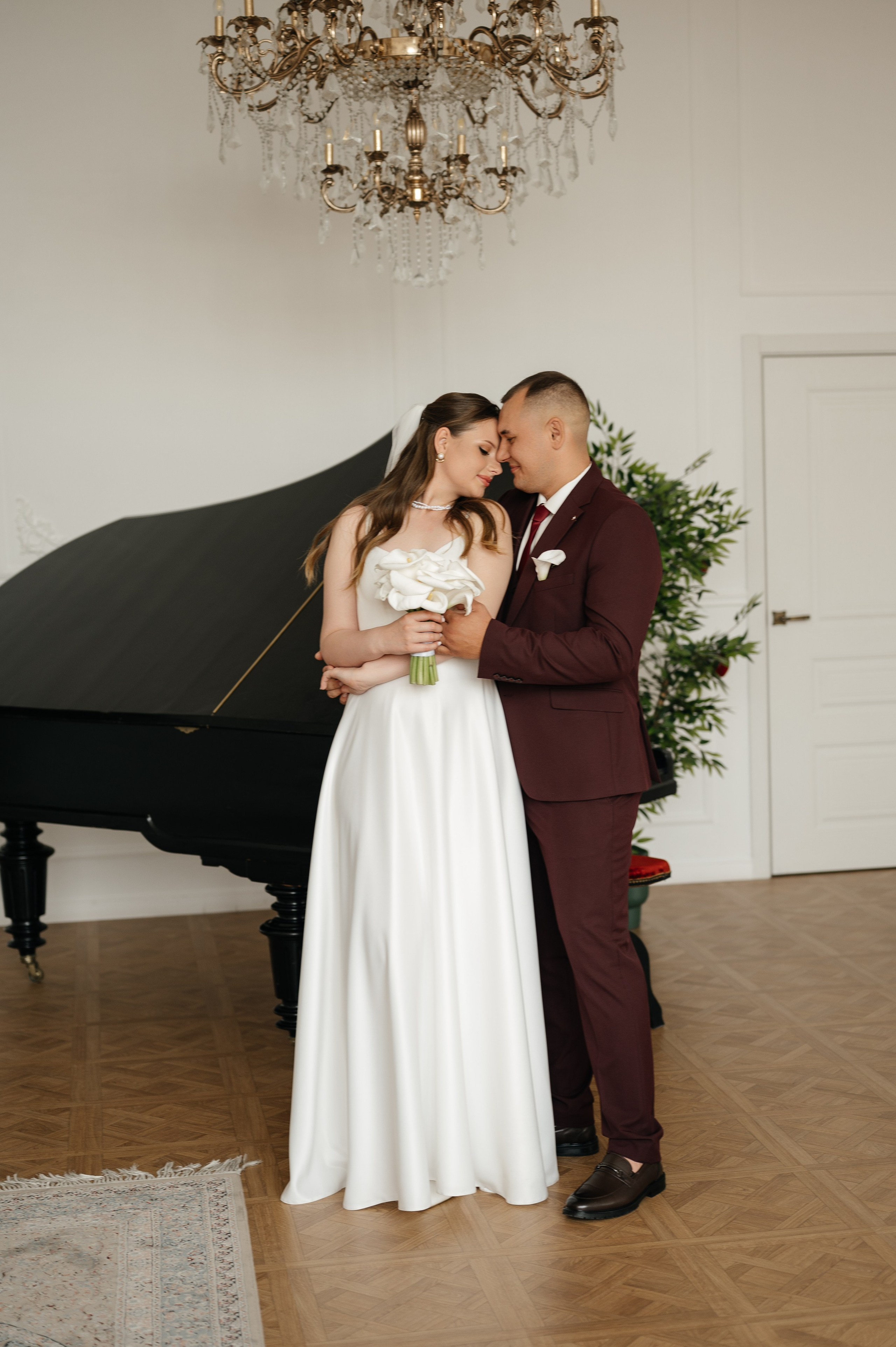 Загс (студия и прогулка). Свадебный и семейный фотограф в Краснодаре Алина Мельник