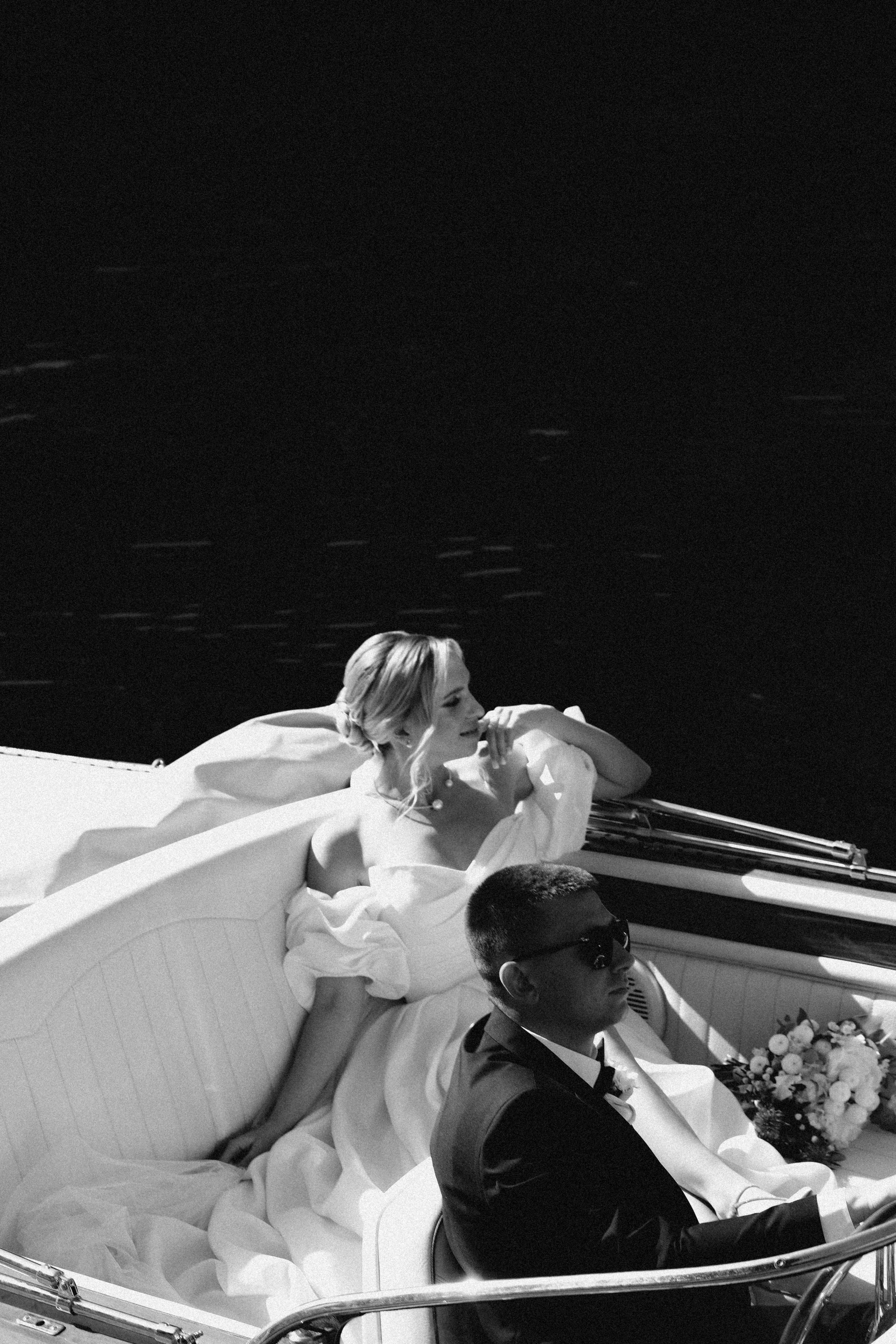 СВАДЕБГНАЯ ПРОГУЛКА ПО КАНАЛ САНКТ-ПЕТЕРБУРГА НА КАТЕРЕ. Профессиональный фотограф, Санкт-Петербург — Виктория Богомолова