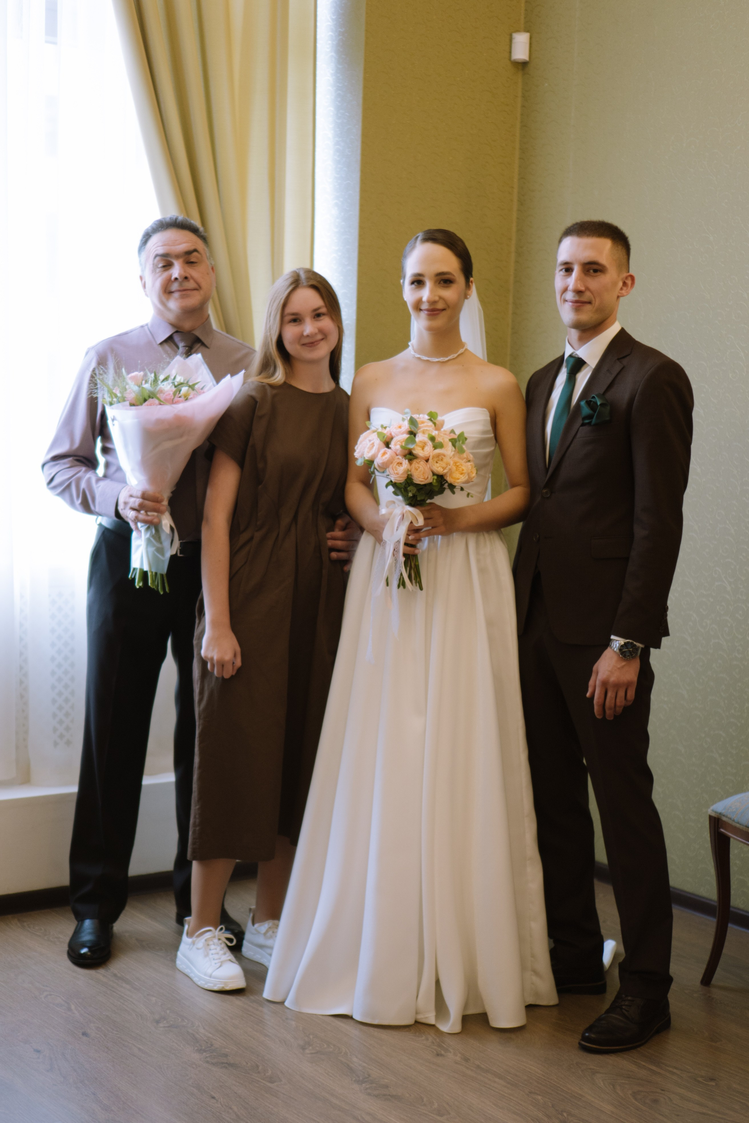 ЗАГС И ПРОГУЛКА 2 ЧАСА. Профессиональный фотограф, Санкт-Петербург — Виктория Богомолова