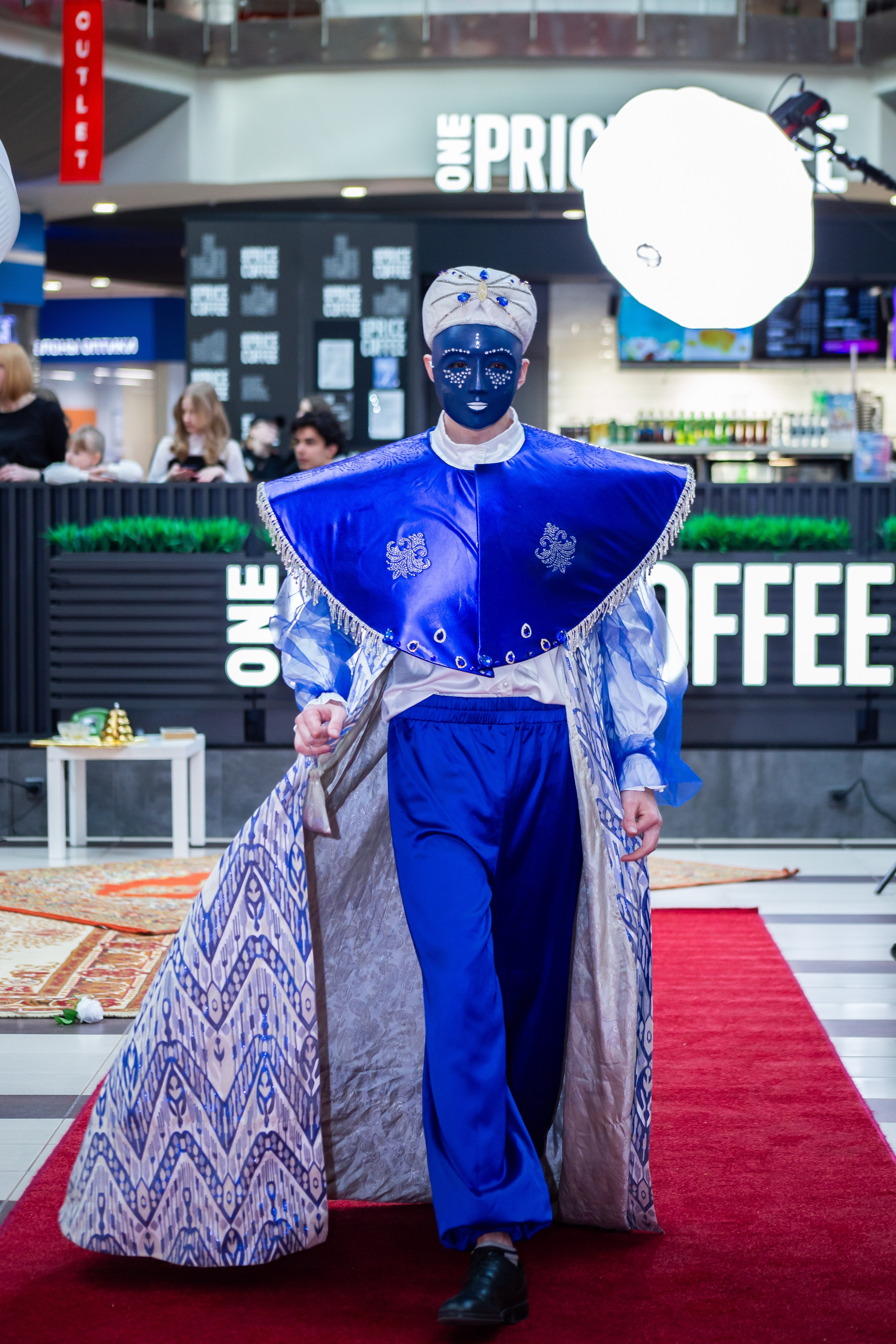 Дефиле. Художественный и репортажный фотограф в Санкт-Петербурге Виктория Никитина