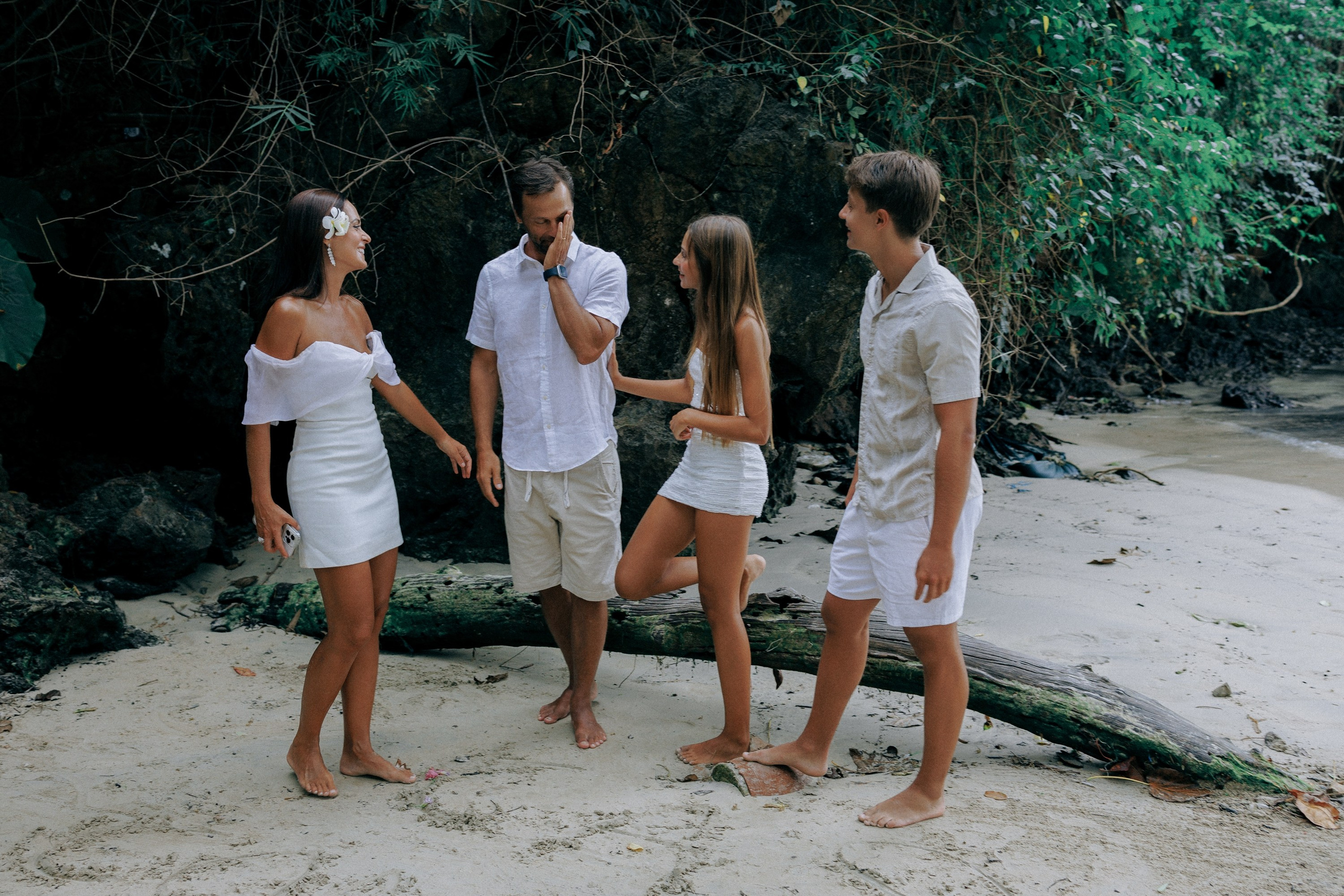 Семейная фотосессия в Краби. Федор Лемешко — Семейный и Свадебный Лайфстайл фотограф в Таиланде Дубае Грузии Армении