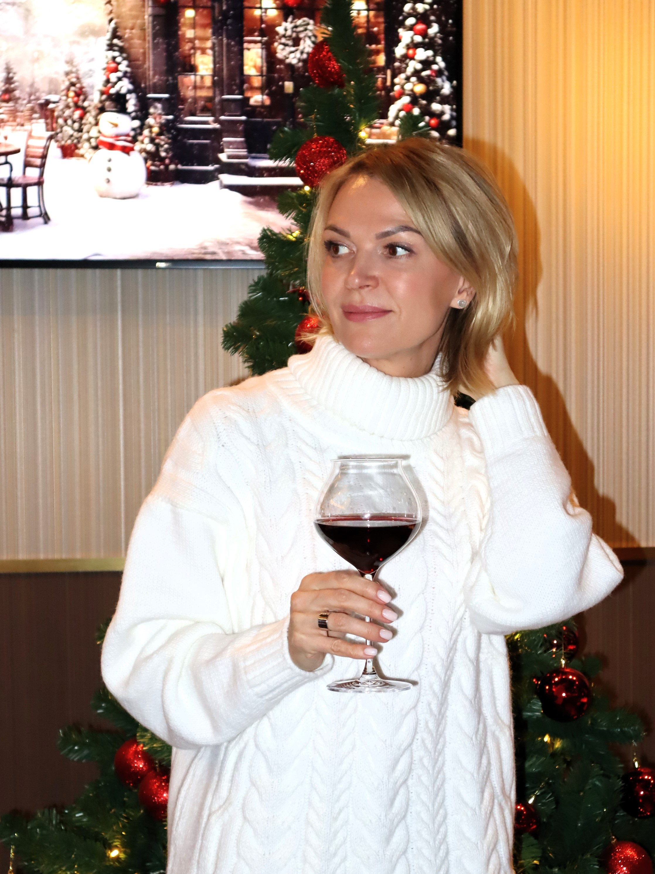 Зимняя фотосессия в Никольских Рядах. Позитивный контент-фотограф в Санкт-Петербурге Мария Устинова