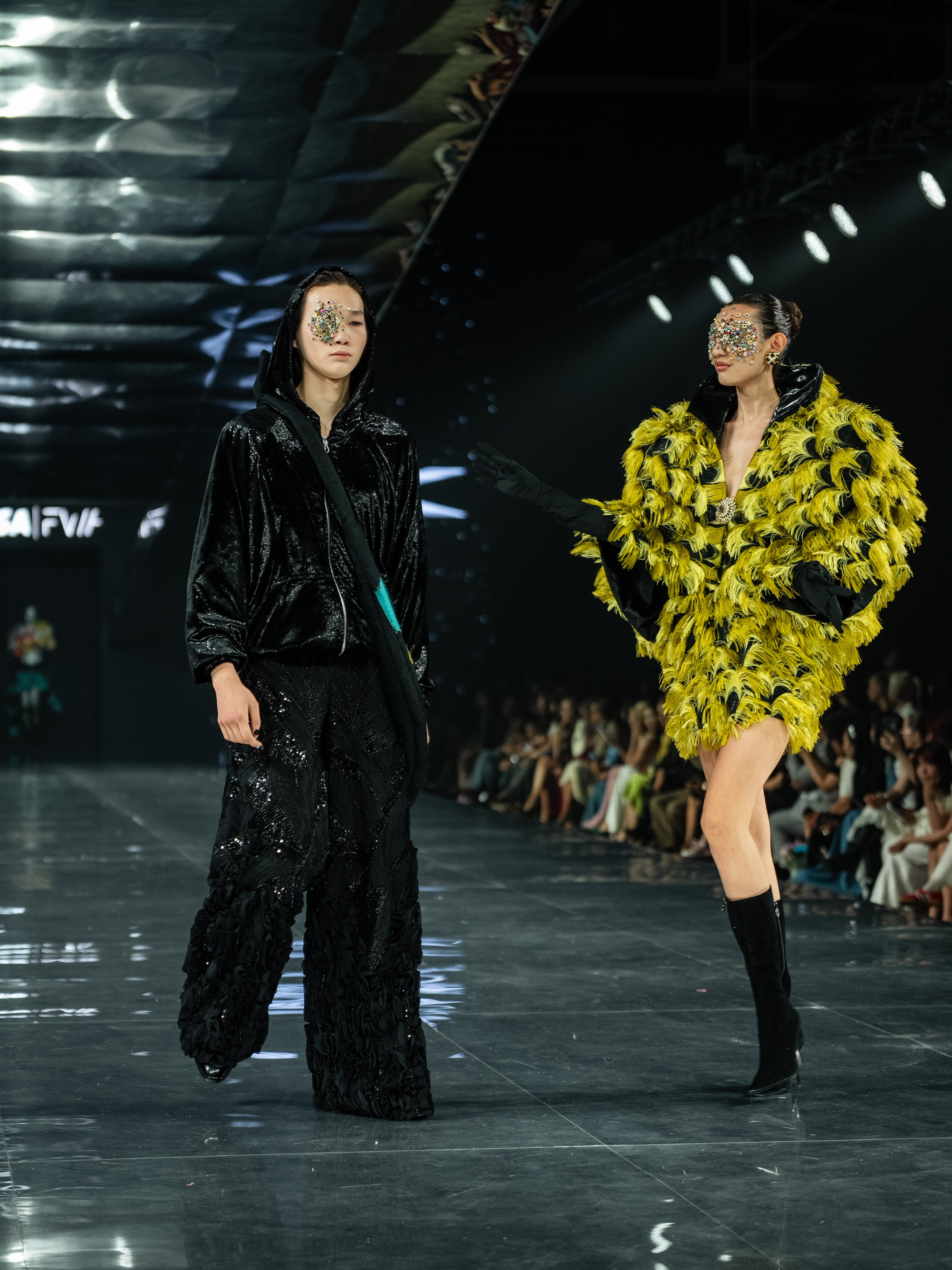 Visa Fashion Week YESYES. Сайт Алматинского НЮ АРТ, будуар и фэшн фотографа Дениса Карпенко
