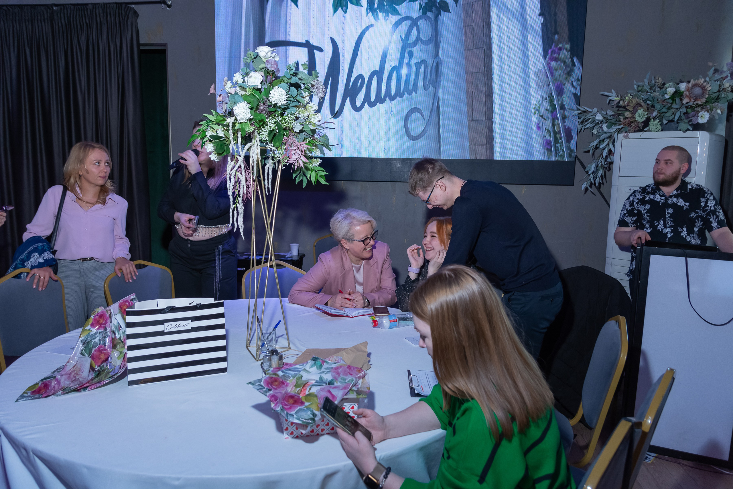 Свадебное чаепитие для молодоженов