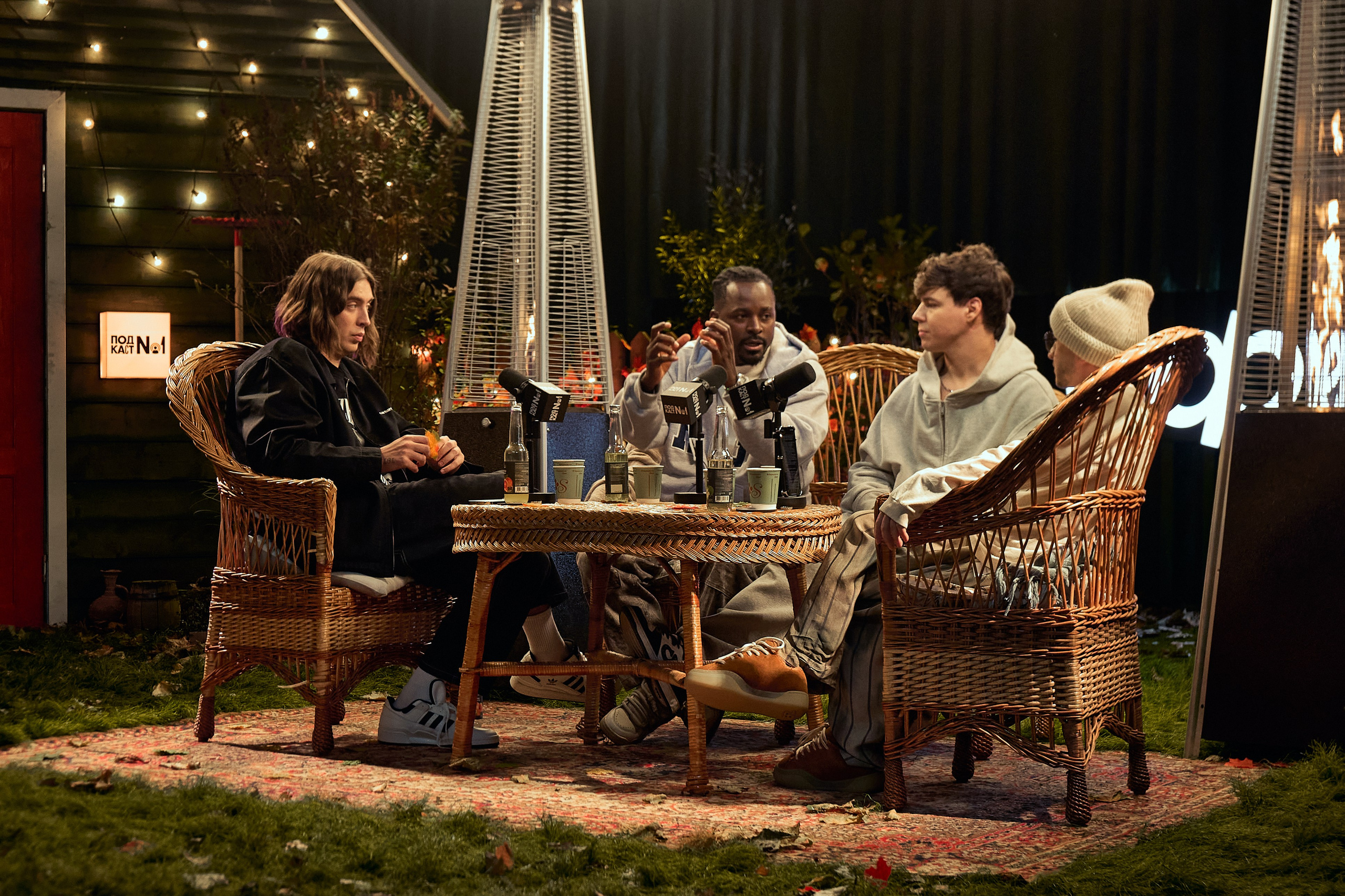 Бэстейдж «Летний подкаст № 1». Главная