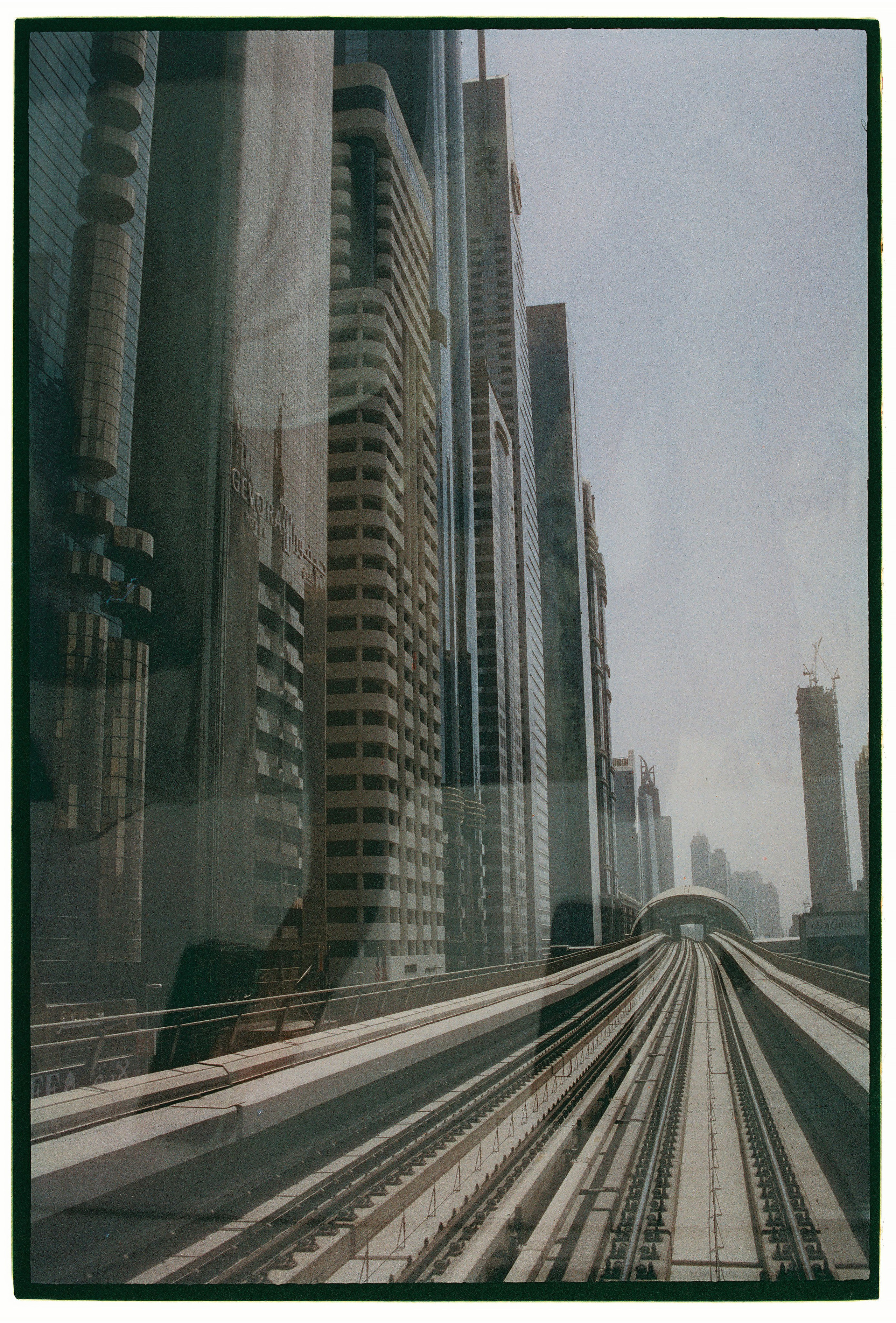 UAE. ANNA — PHOTOGRAPHER