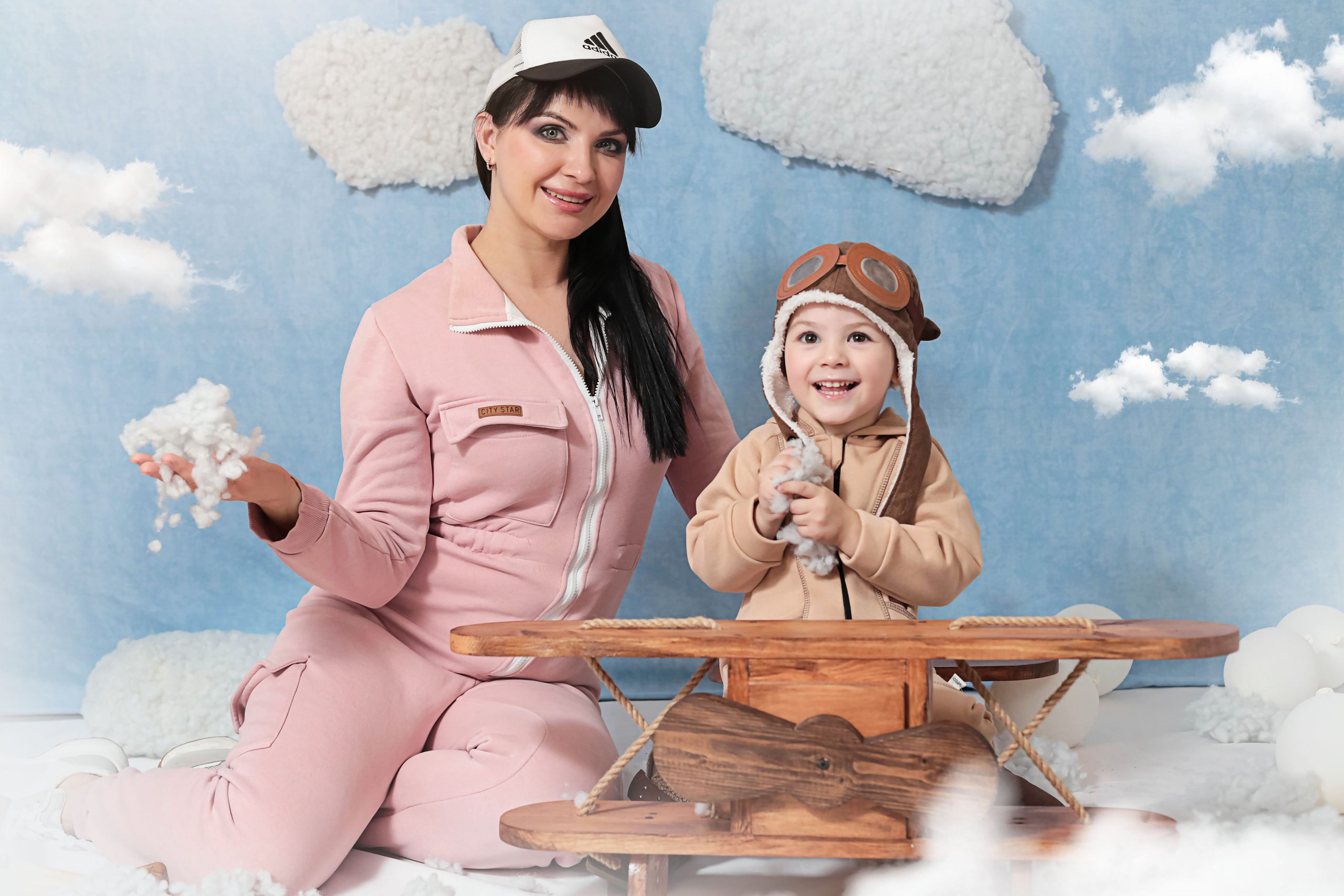 Детские фотопроекты. «ФотоЛерия» ФОТОГРАФ ВЫПУСКНЫЕ АЛЬБОМЫ