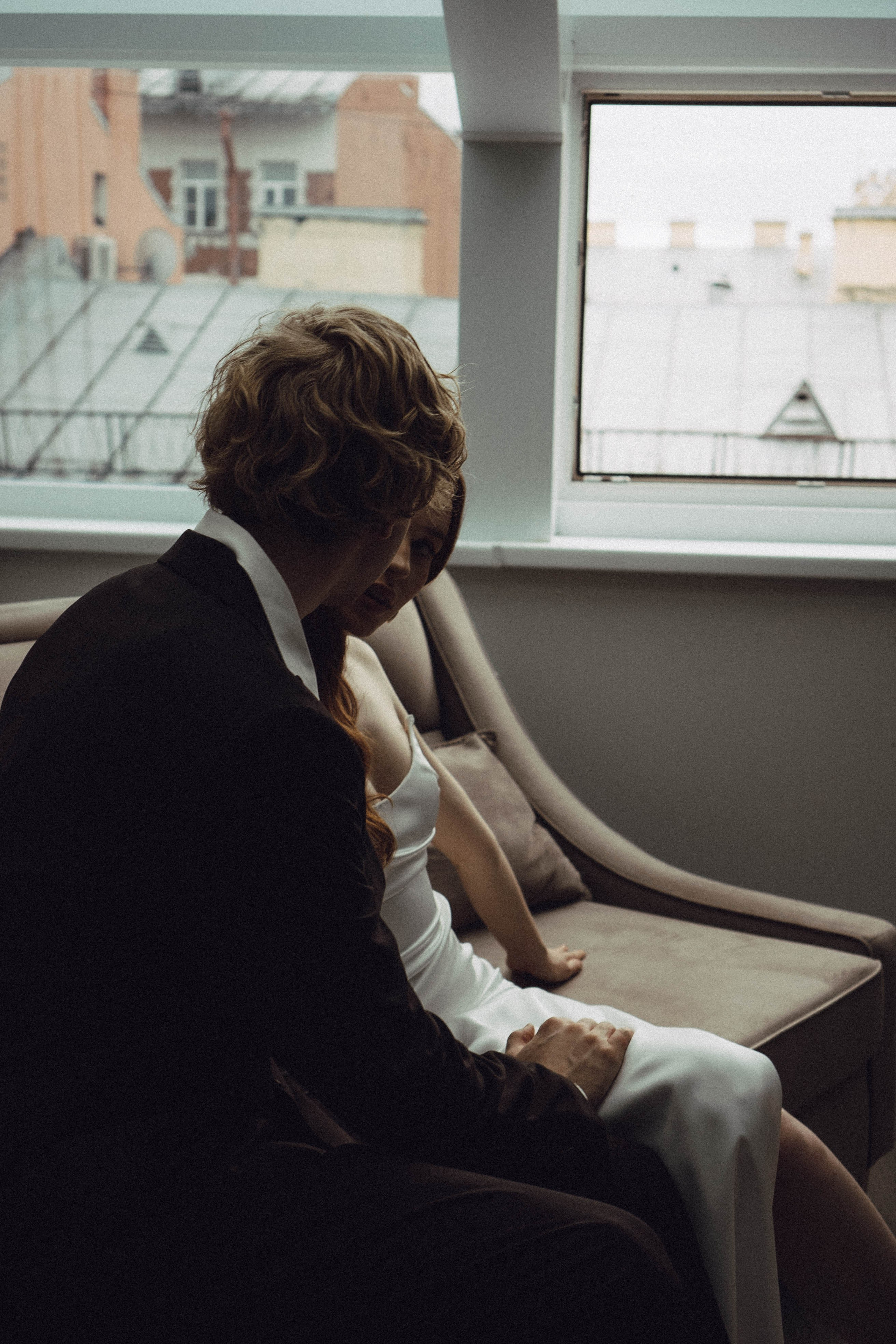 СВАДЕБНАЯ СЬЕМКА В ОТЕЛЕ. СБОРЫ ЖЕНИХА И НЕВЕСТЫ И ТАКЖЕ ТОР И ПОДГОТОВКА К ПРОГУЛКЕ. Профессиональный фотограф, Санкт-Петербург — Виктория Богомолова