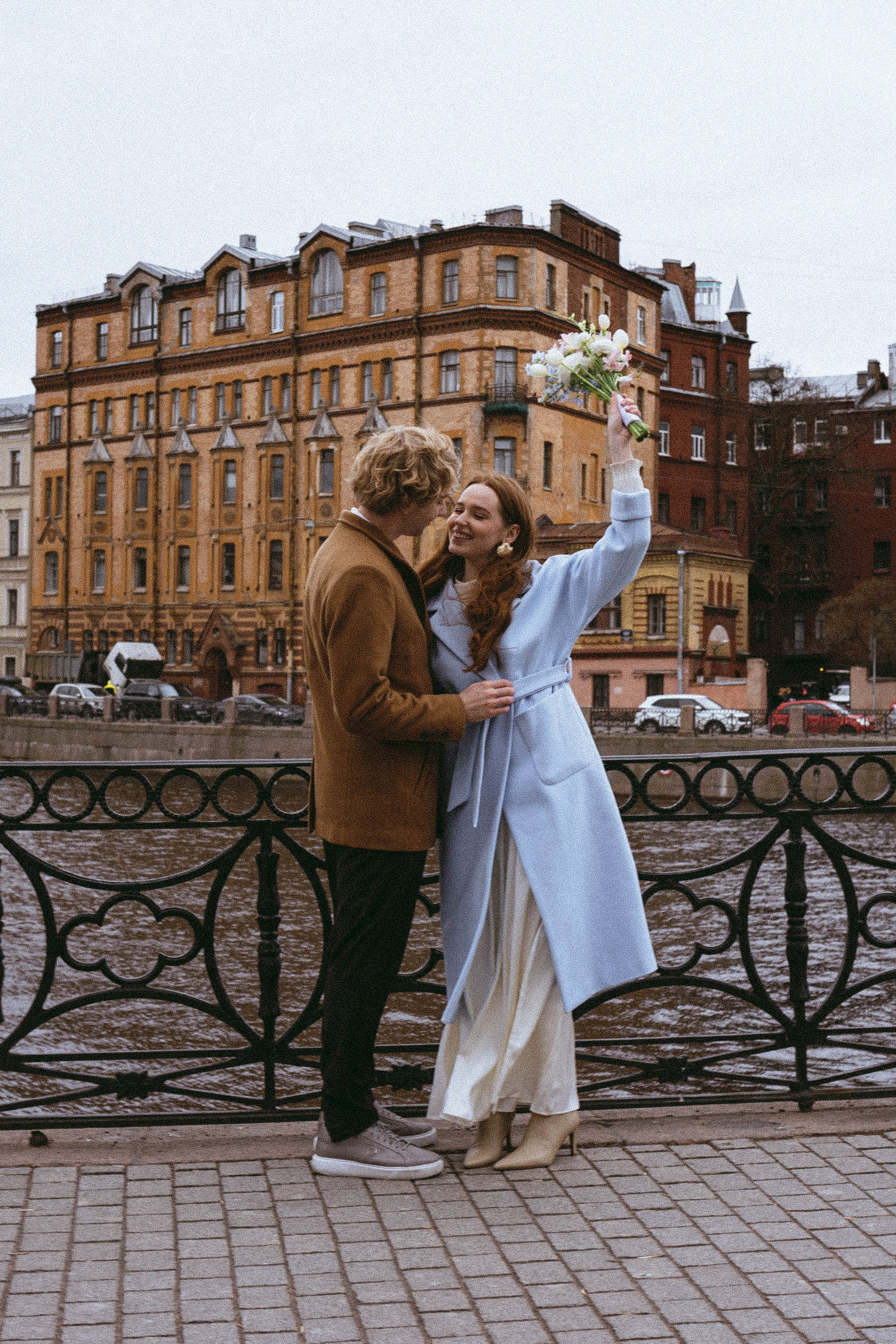 СВАДЕБНАЯ ПРОГУЛКА ПО ПЕТРОГРАДКЕ ВЕСНОЙ (ФОТОСЕССИИЯ ПАРЫ СВАДЕБНАЯ). Профессиональный фотограф, Санкт-Петербург — Виктория Богомолова