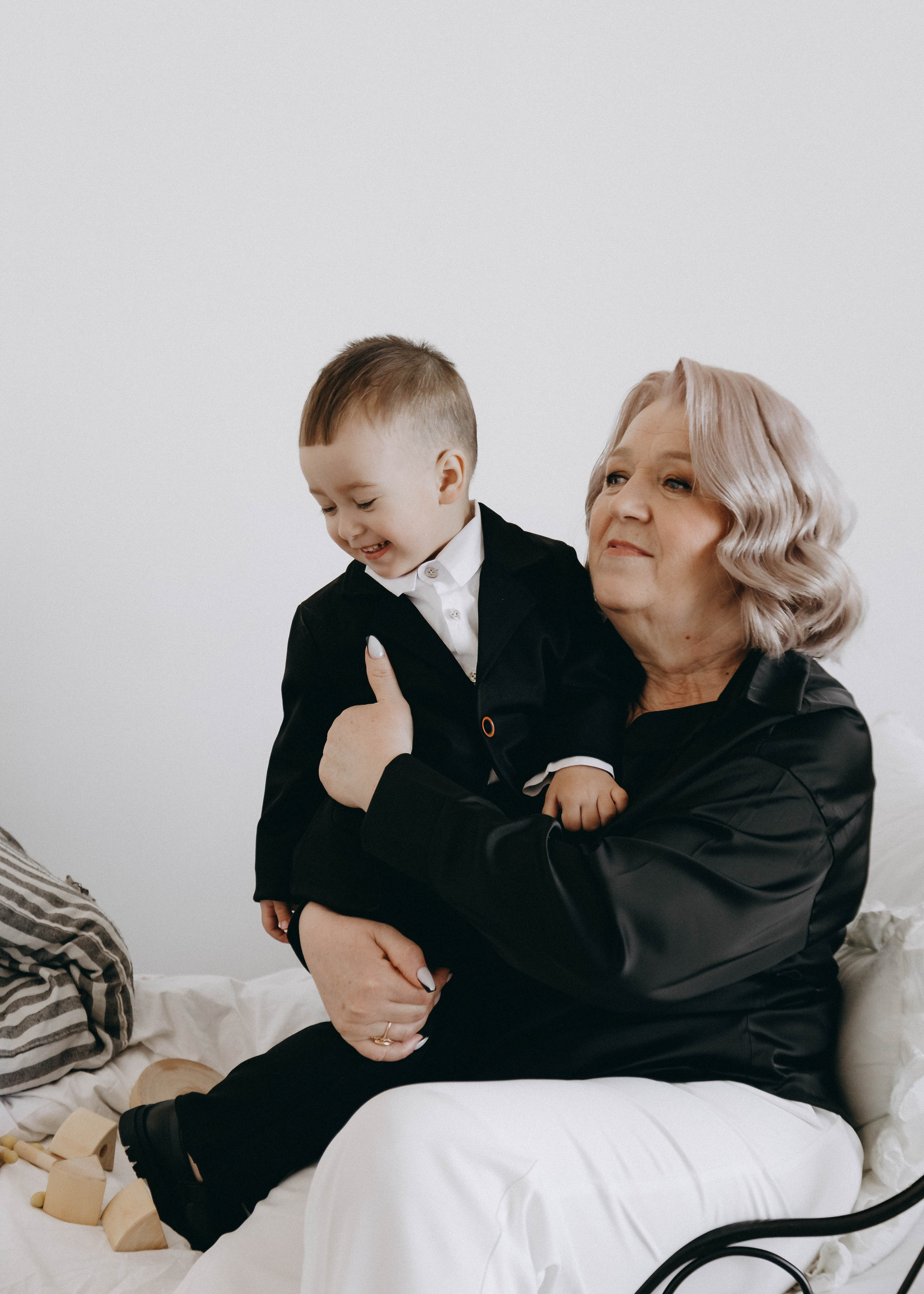 Эмиру 2 годика (на циклораме). Семейный фотограф Софи Симакова в Волгограде и Волжском