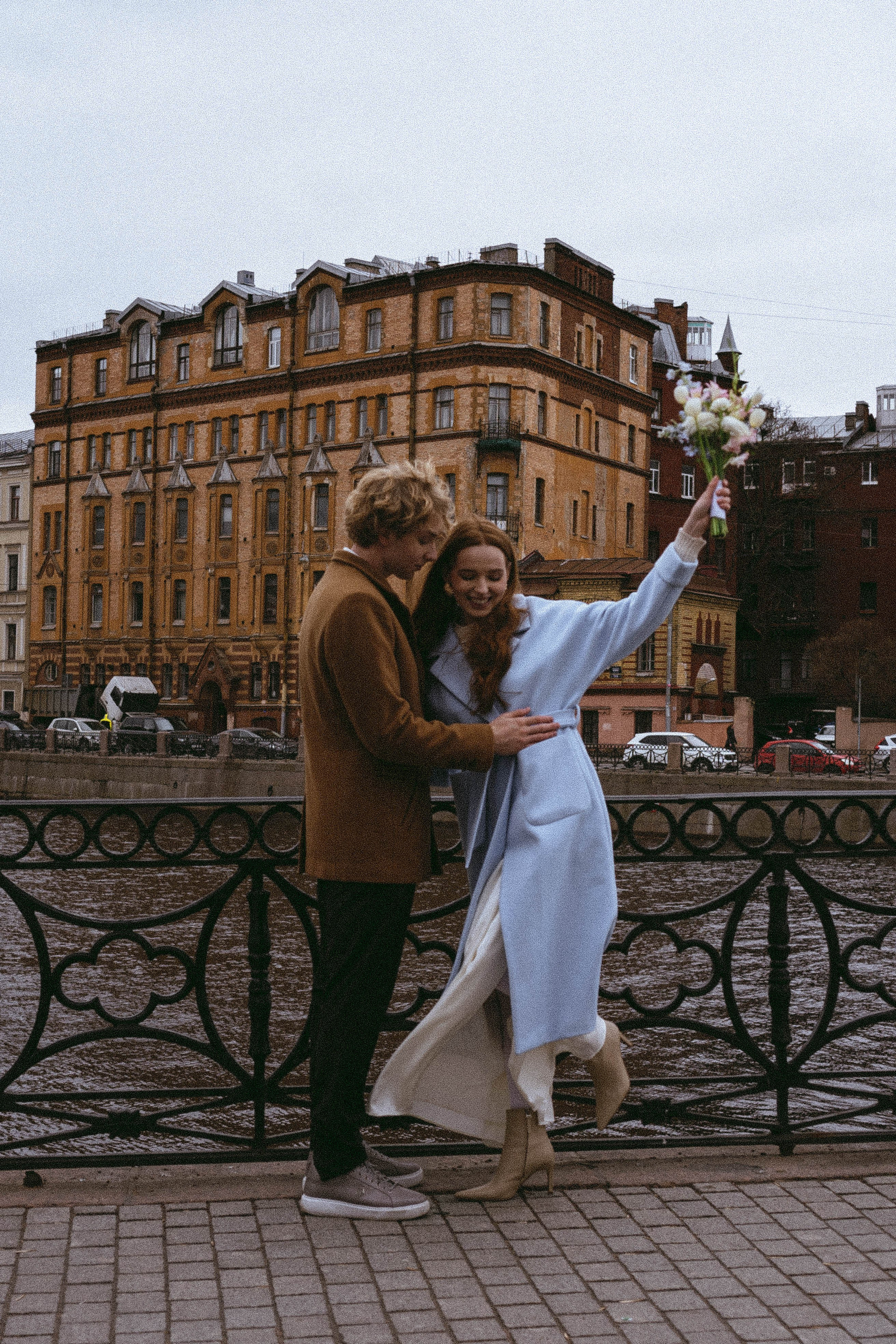 СВАДЕБНАЯ СЬЕМКА В ОТЕЛЕ. СБОРЫ ЖЕНИХА И НЕВЕСТЫ И ТАКЖЕ ТОР И ПОДГОТОВКА К ПРОГУЛКЕ И ПРОГУЛКА ПО ПЕТРОГРАДКЕ. Профессиональный фотограф, Санкт-Петербург — Виктория Богомолова