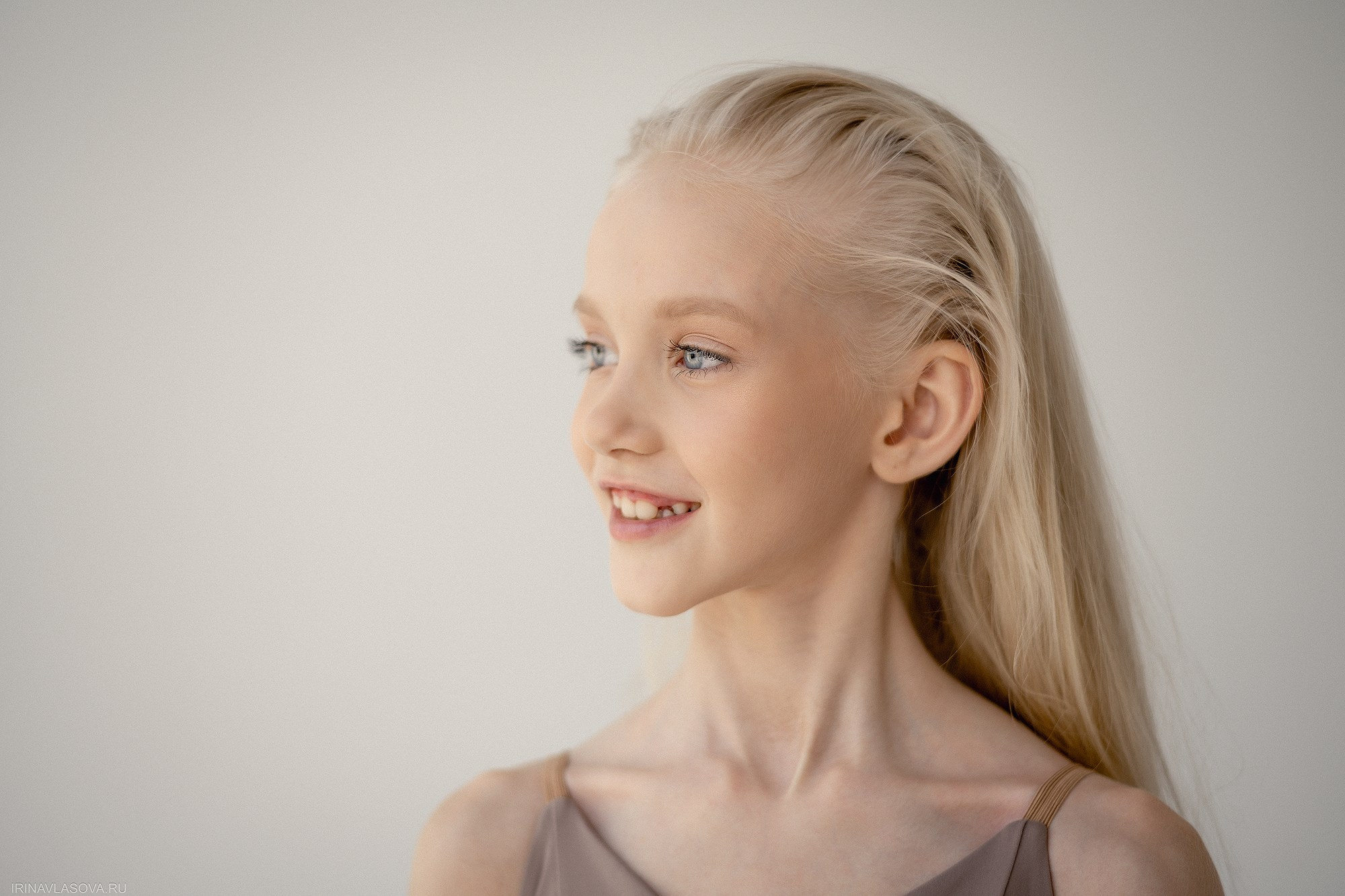 Девичий портрет маленькие артисты (дети 4-8 лет). Спортивный и портретный фотограф