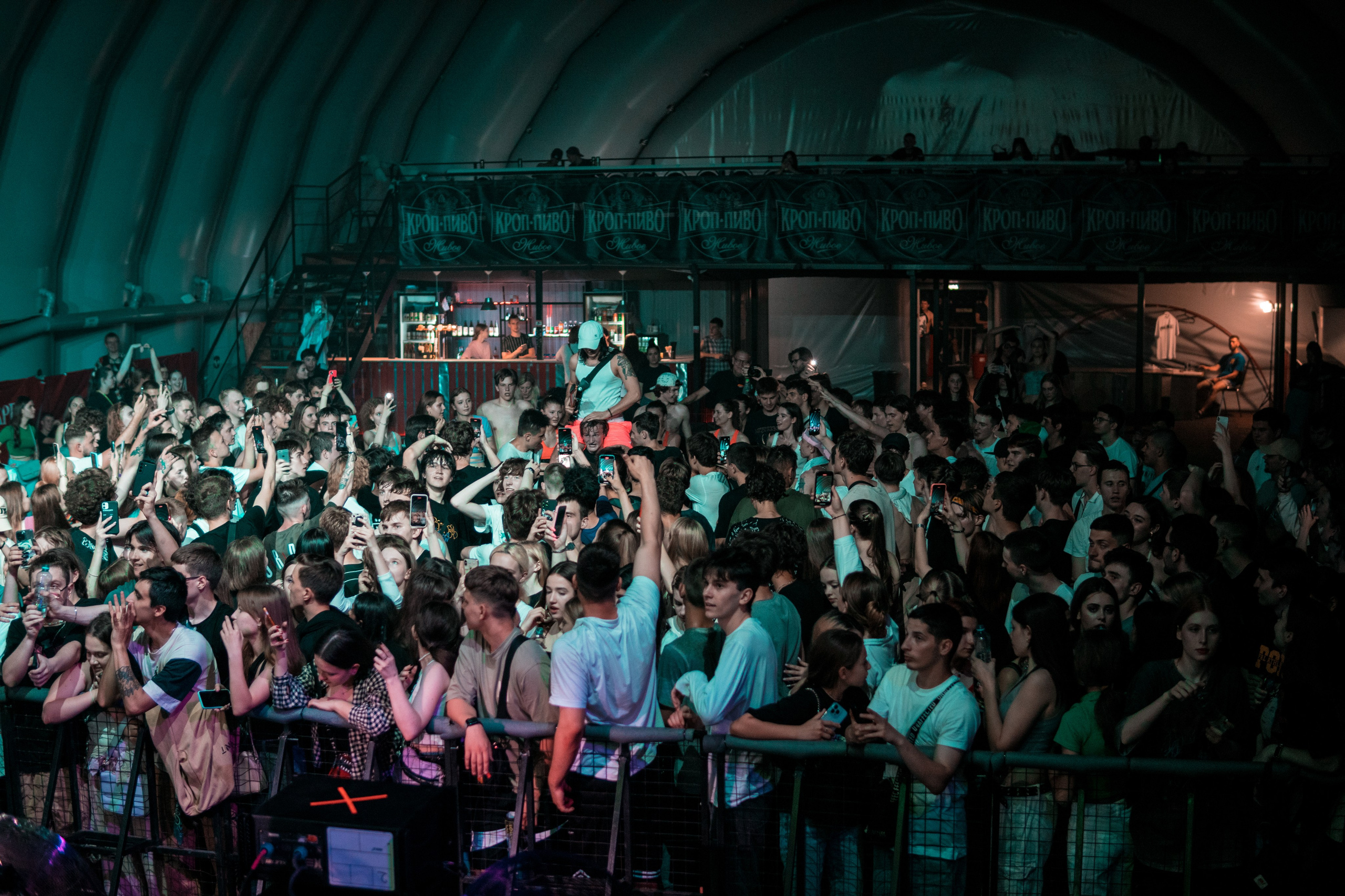 Концерт SODA LUV. Фотограф в Ростове-на-Дону Игорь Апасеев