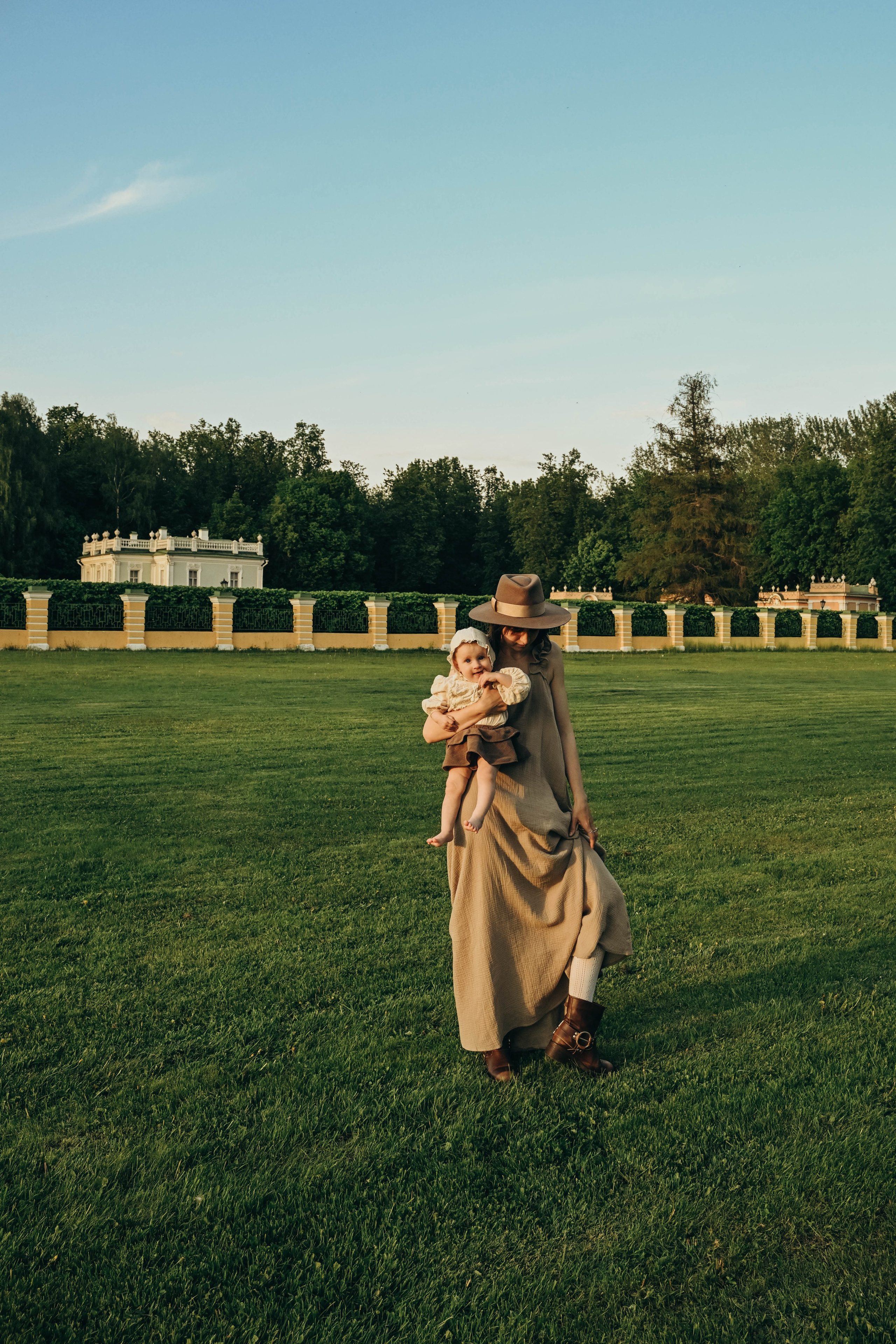 Кусково мама и дочка. Семейный фотограф в Москве Люберцах Ирина Вронская