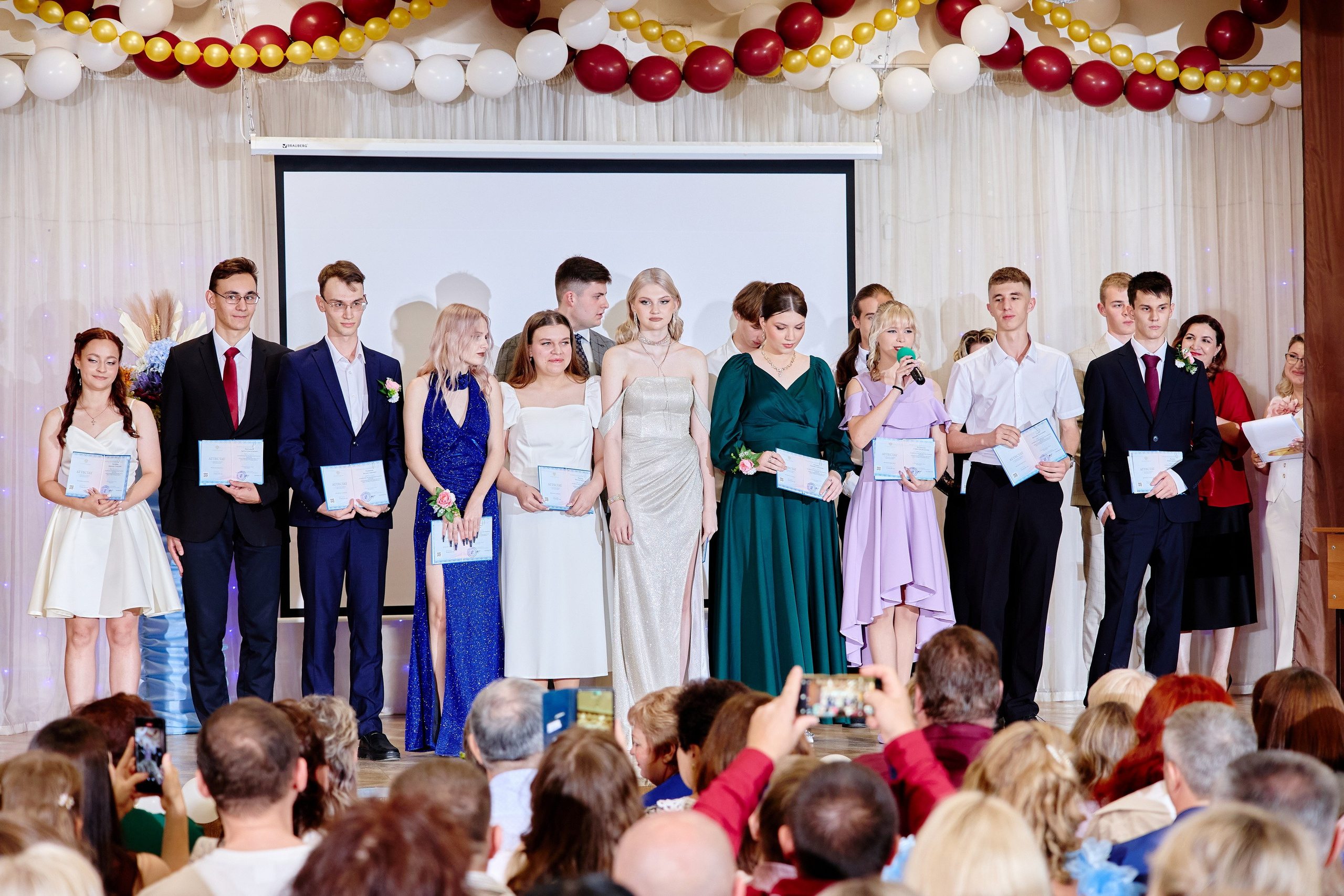 Выпускной 35 Сош. Фотограф Выпускные альбомы Таганрог Сергей Коробченко