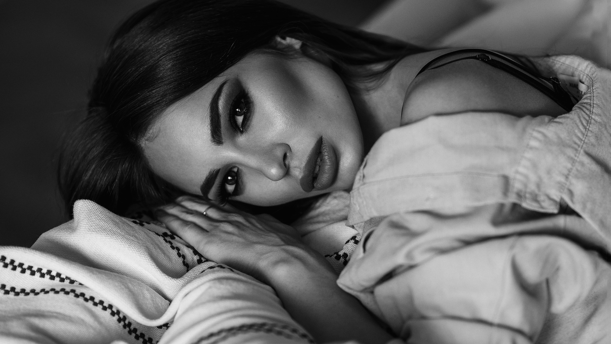 Профессиональная портретная съёмка Тюмень фотограф Павлюк Александр. Фотограф Тюмень Павлюк Александр