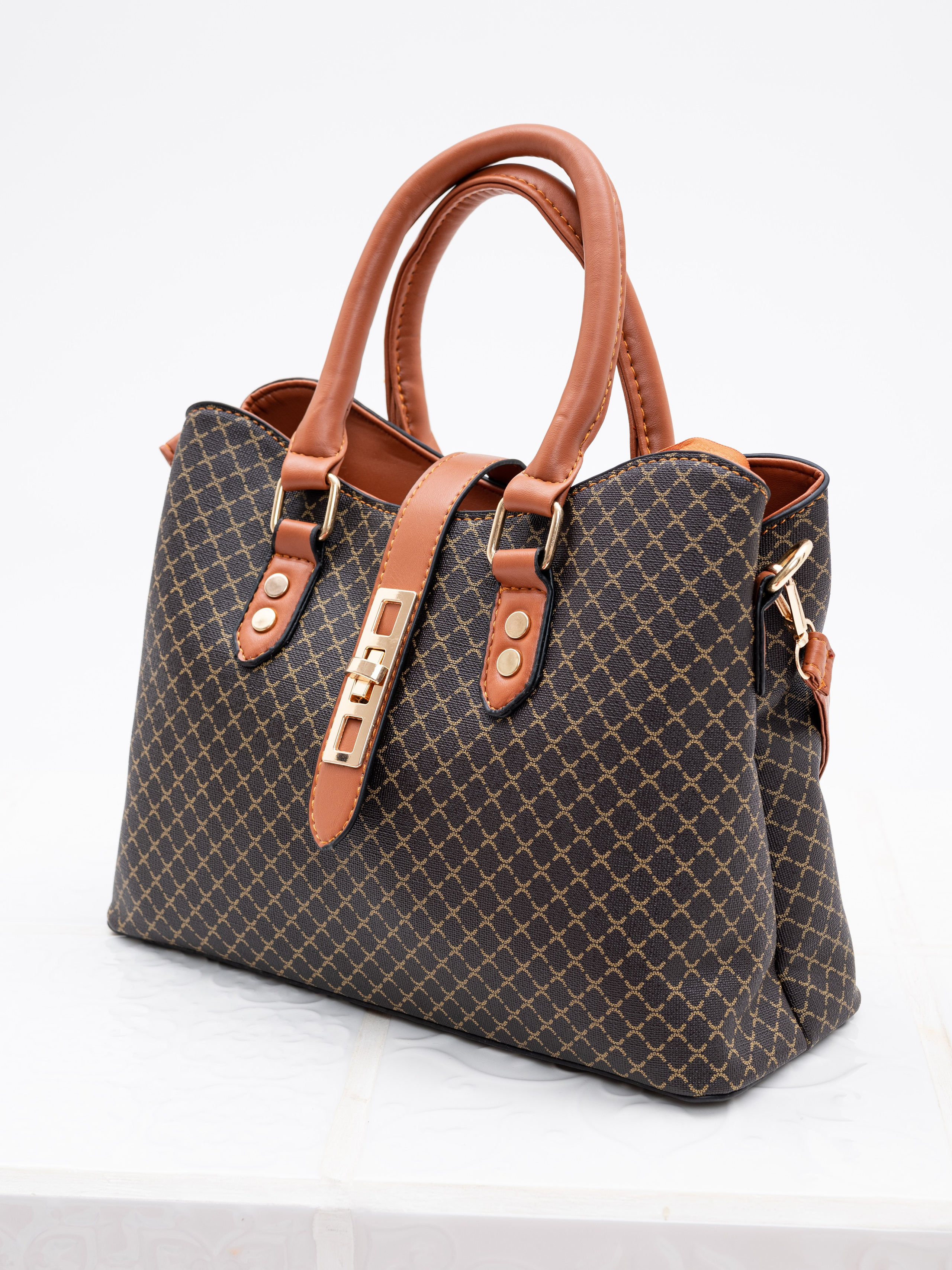 Женские сумки 2. Предметный фотограф, фото для маркетплейсов Пятигорск, КМВ