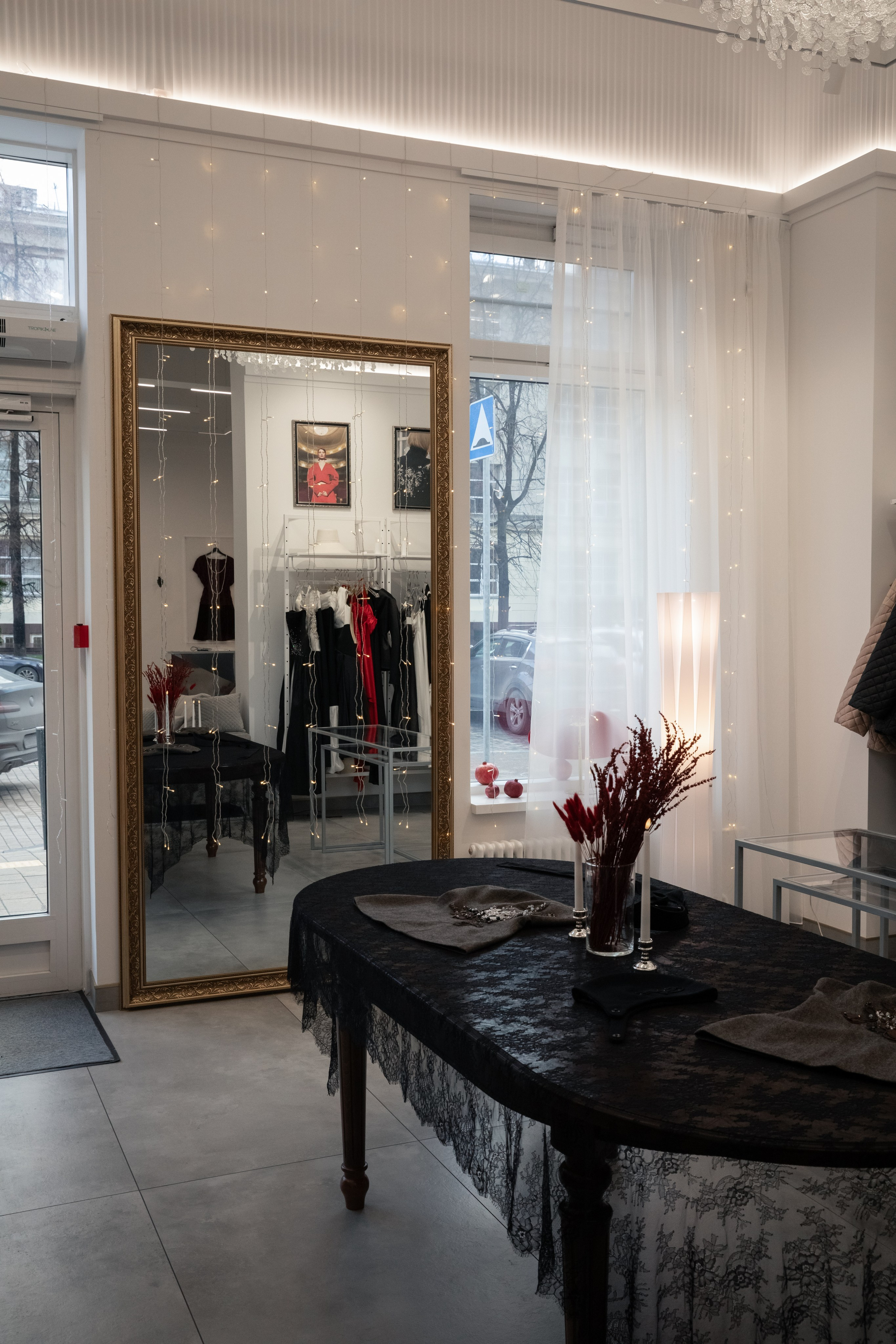 EDGE | Интерьер Бутика. Alexey Sentyurin, brands and business photographer in Moscow