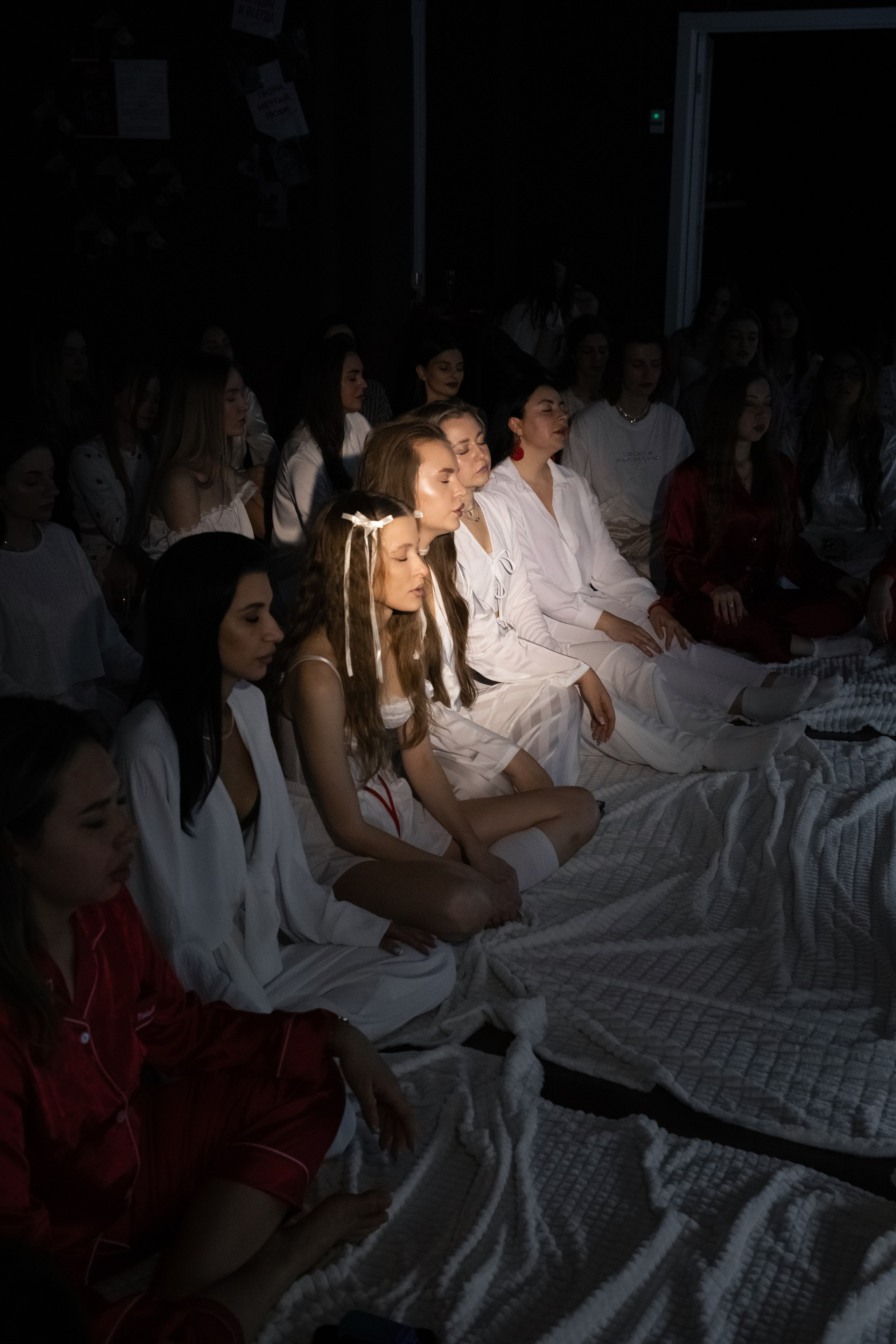 Центр женской энергии AMTI | 8 марта. Фотограф брендов и бизнеса в Москве Алексей Сентюрин