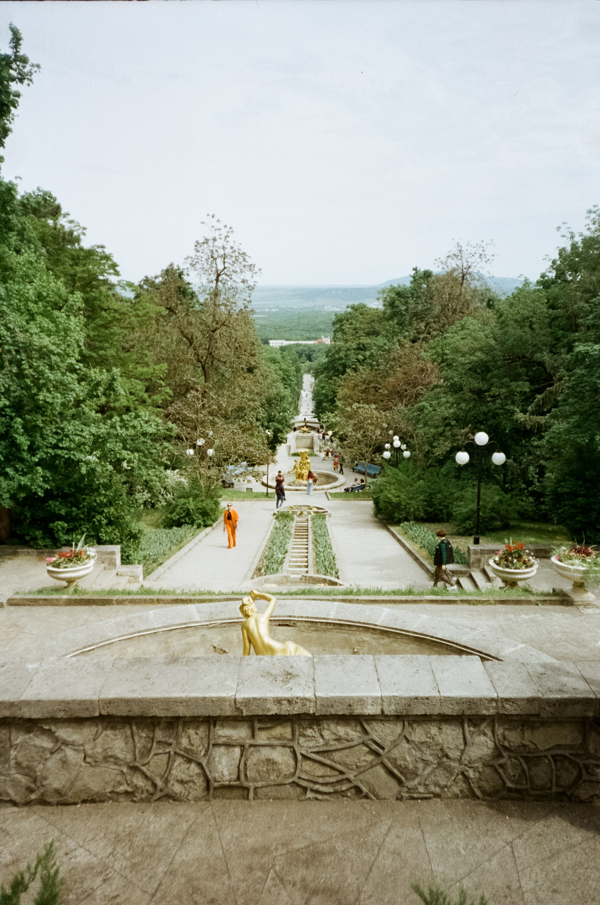 Каскадная лестница в Курортном парке Железноводска. 574 ступени красот. Фотограф-документалист Мария Осокина