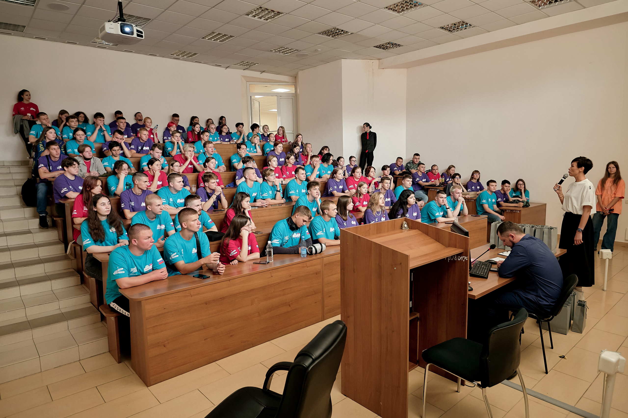 Большая перемена. Фотограф Яковлев Роман — Красноярск