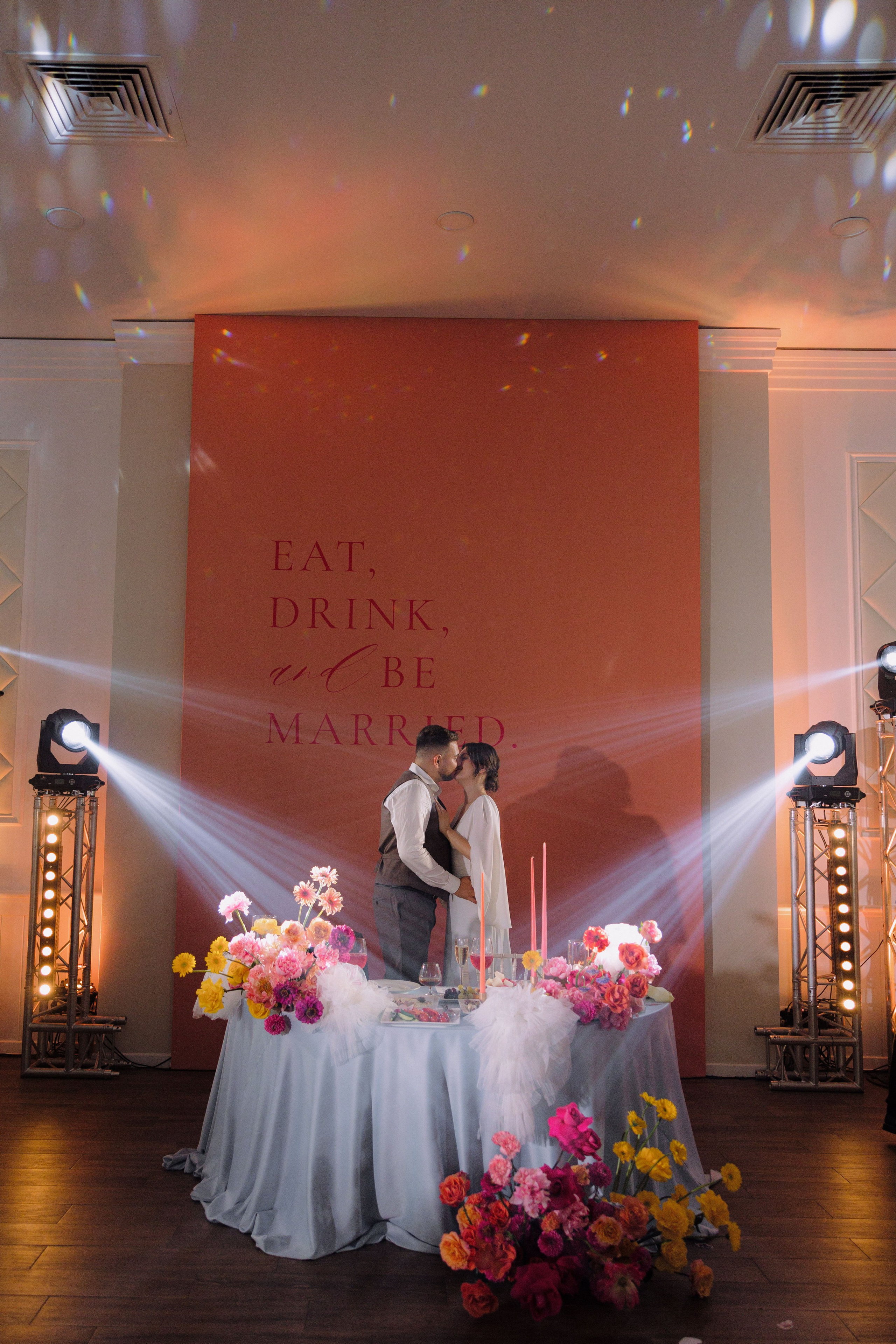 Vanya & Valeria. Главная