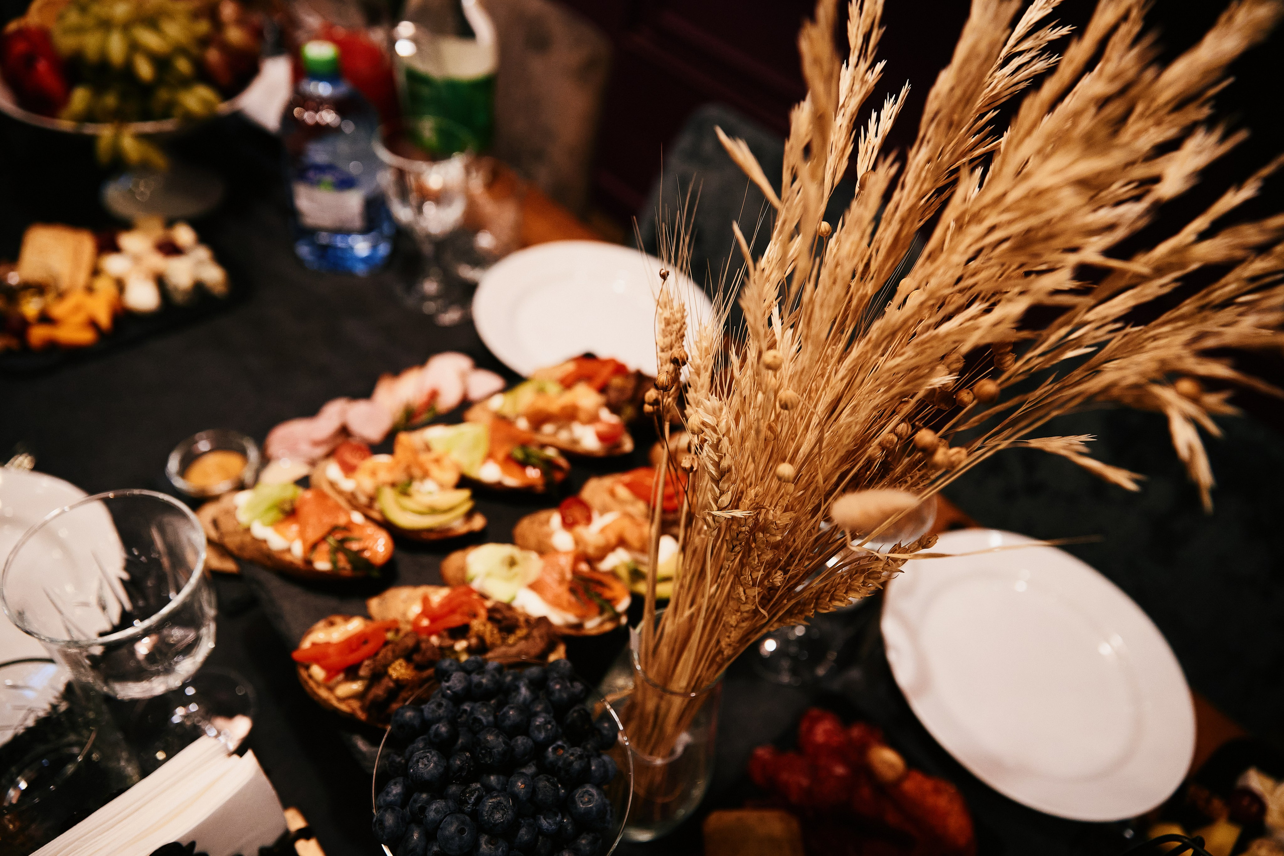 HOLIDAY IN AVRORA ROOM 10.08. Свадебный репортажный фотограф краснодар максим дремов дрёмов фотосессия студия цена