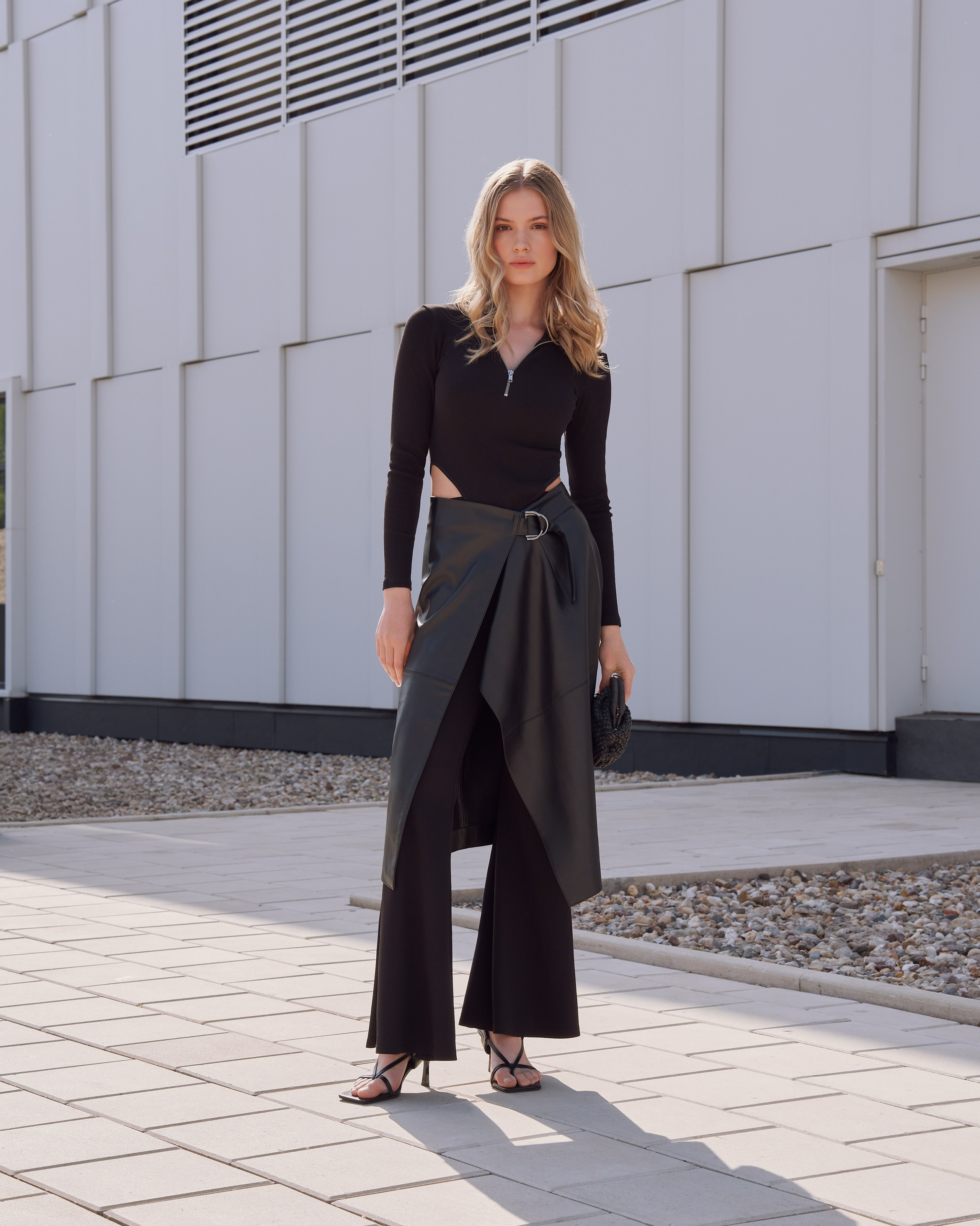 ОДЕЖДА. Анна Мясина | Портреты, lifestyle, бренды — цифровая и плёночная фотография