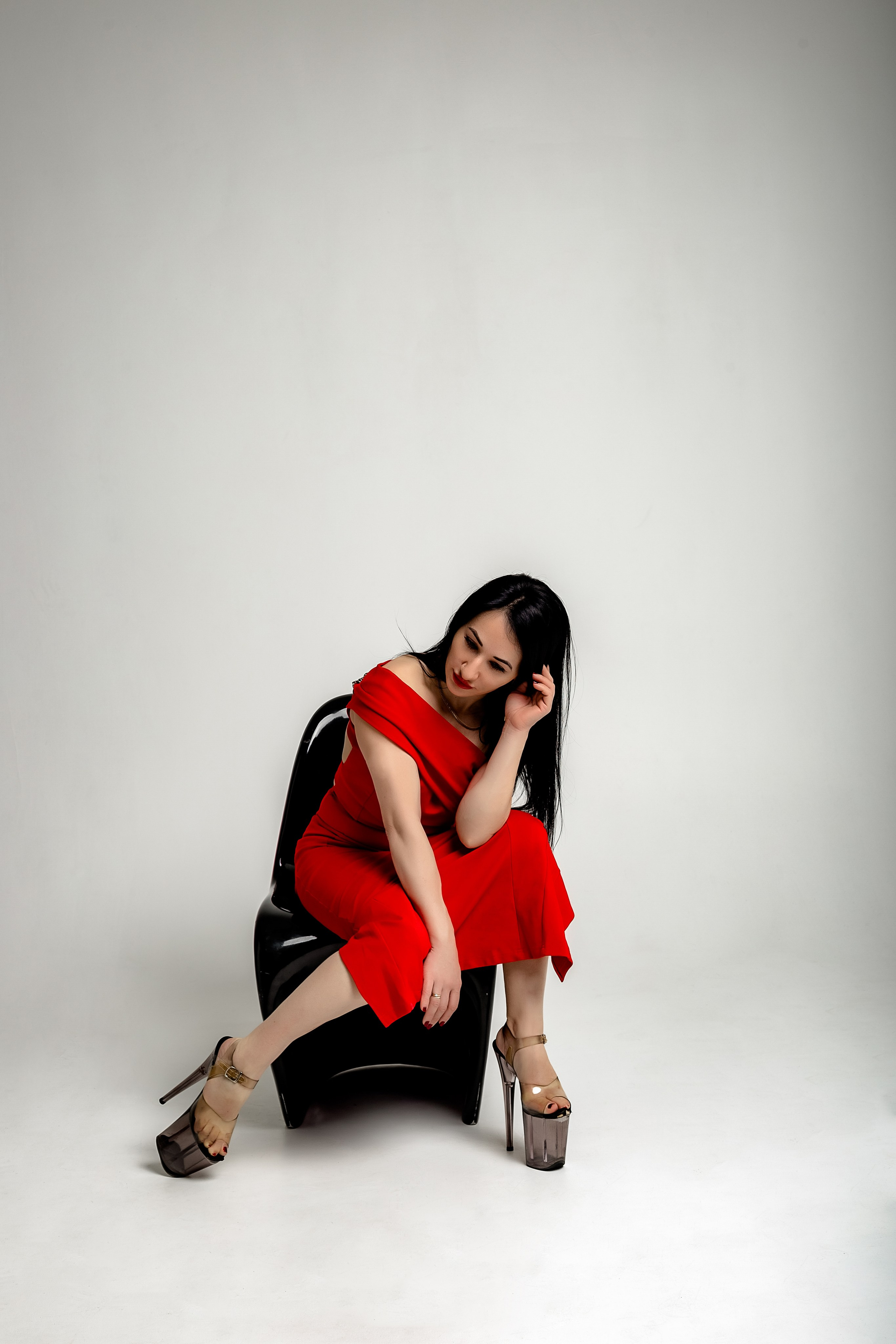 Людмила. Https://malovafoto.ru