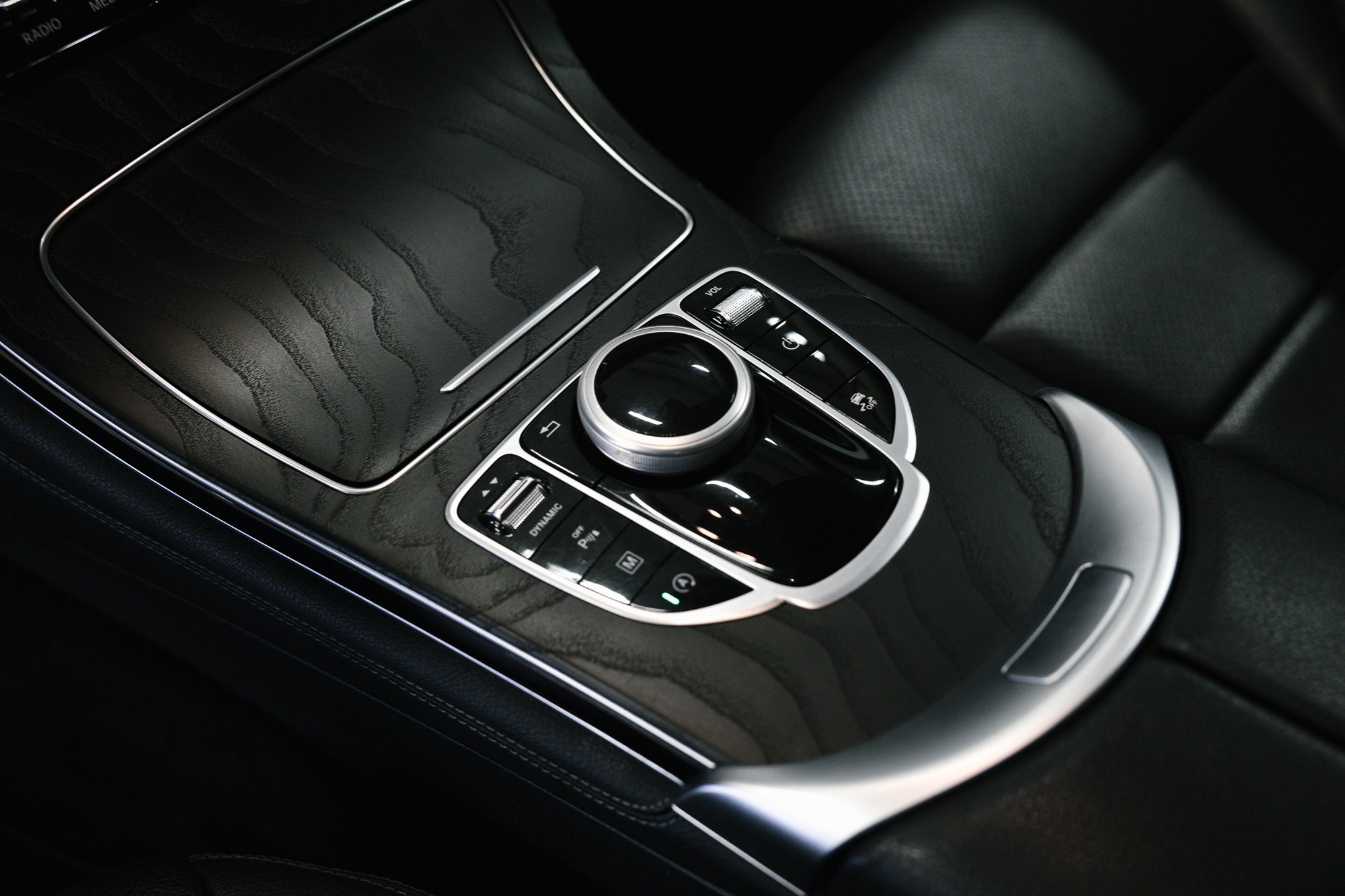 Mercedes-Benz GLC 250 2.0 4MATIC 9G-Tronic (211 л. с.). Автосалон «Х-Авто»