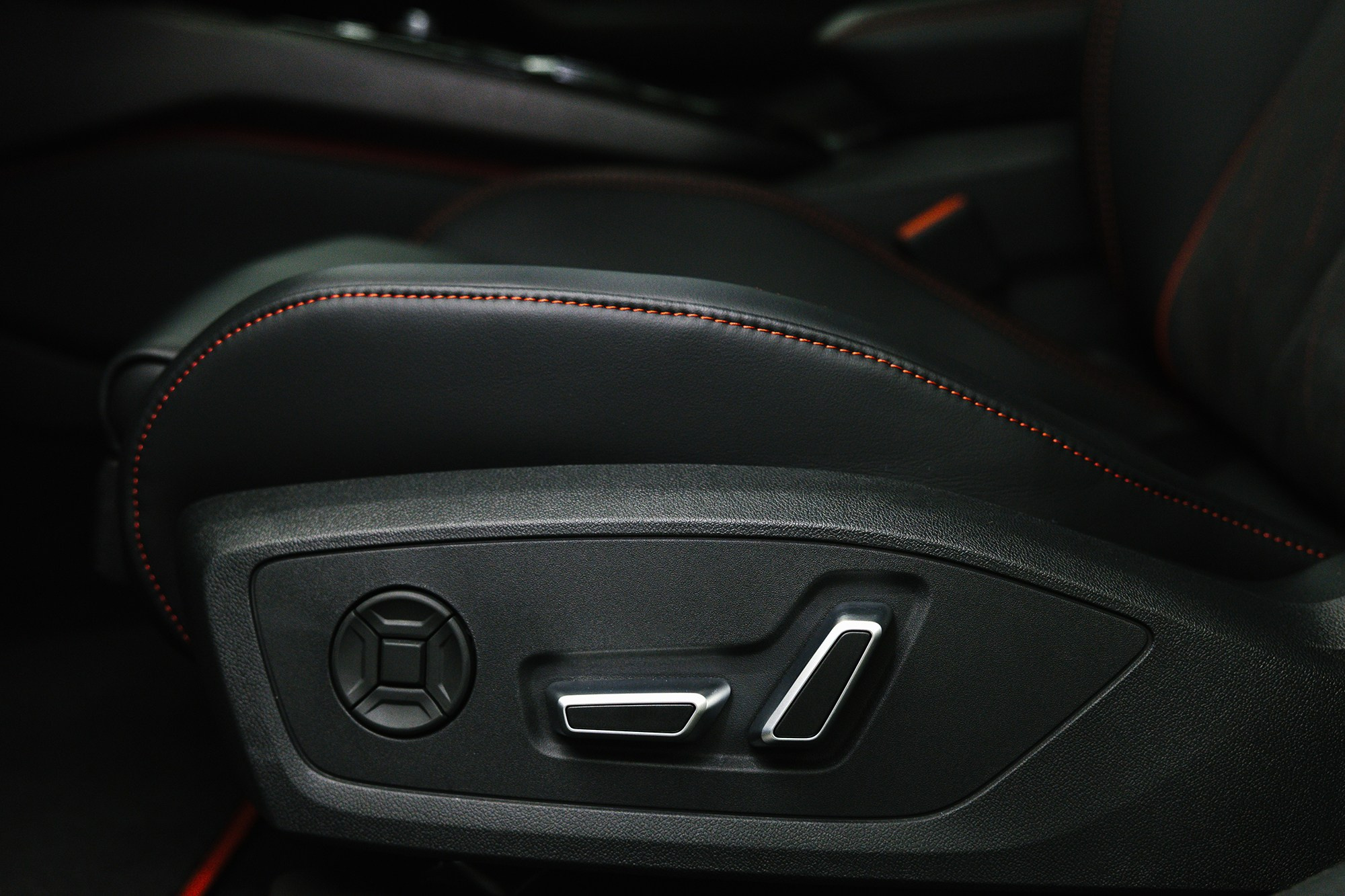 Audi A5  40 TFSI 2.0 quattro S tronic (204 л. с.). Автосалон «Х-Авто»