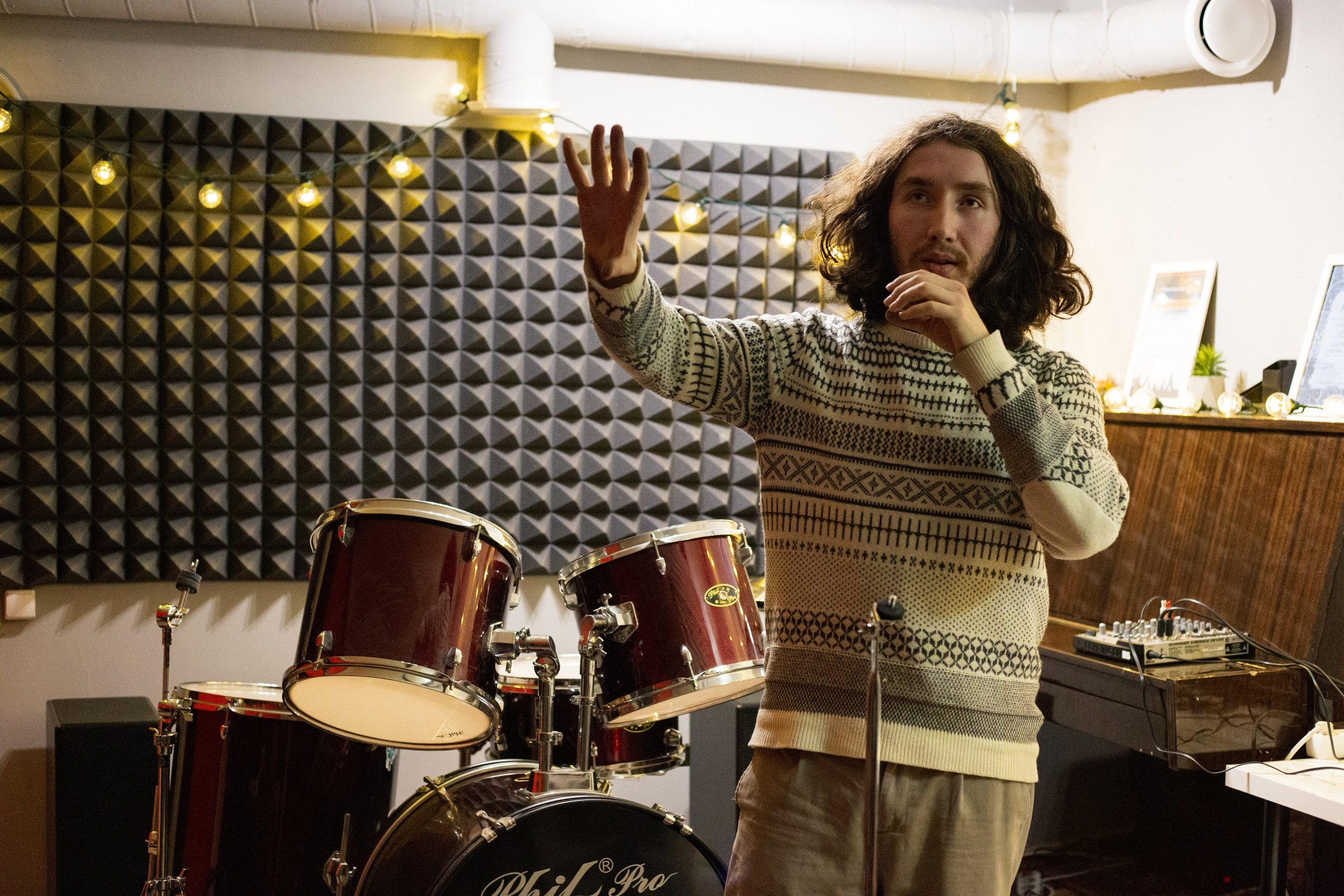 Мастер-класс в школе (барабан). Портретный фотограф в Москве Афанасьева Вера