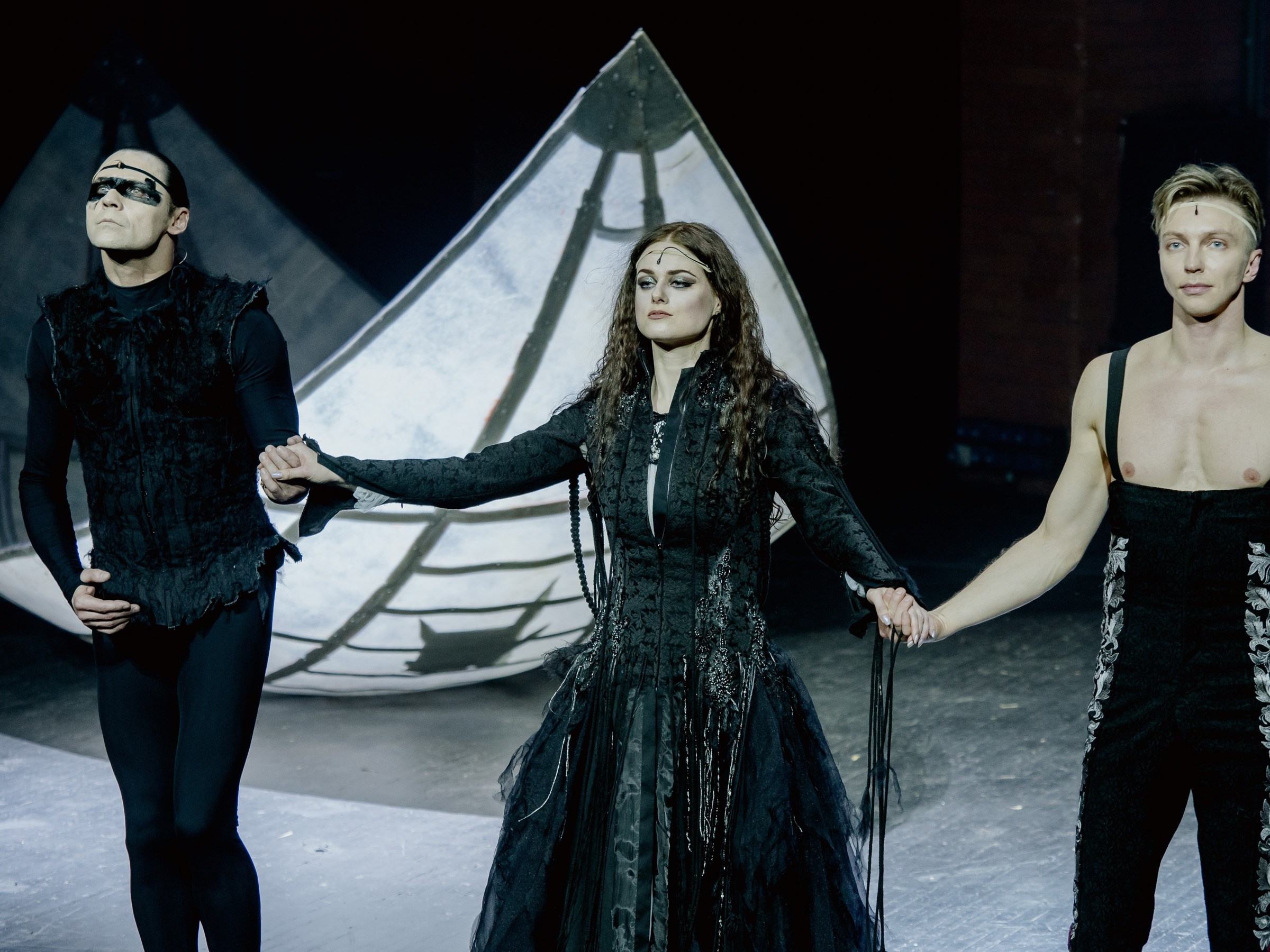 Спектакль Дмитрия Бозина «Царь-Девица». Маруся Машкова • Фотограф в Москве