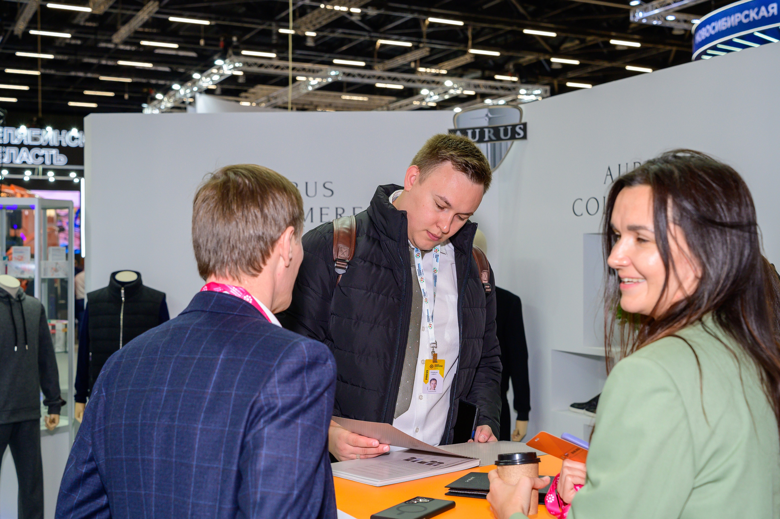 BigindustrialweekBelarus. Фотоуслуги, услуги фотографа, фотографирование важных событий