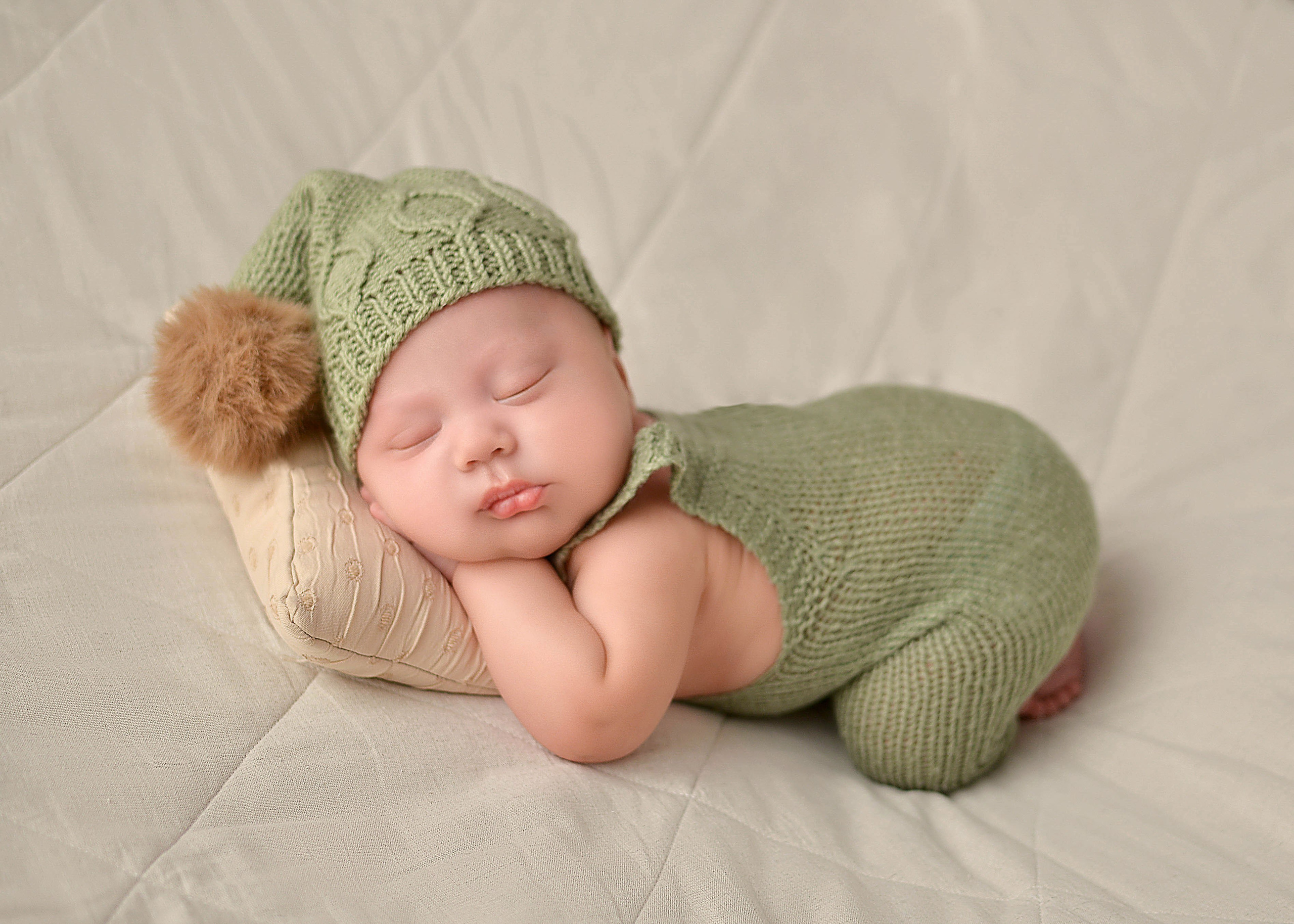 Двойняшки — близнецы. Фотограф новорожденных Краснодар Малышенко Надежда