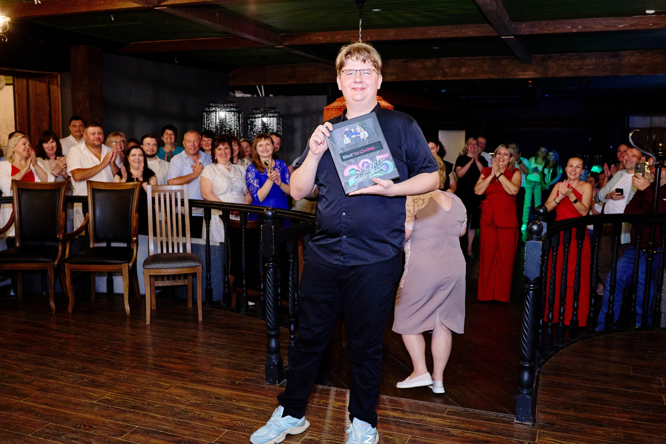 Выпускной 35 Сош. Фотограф Выпускные альбомы Таганрог Сергей Коробченко