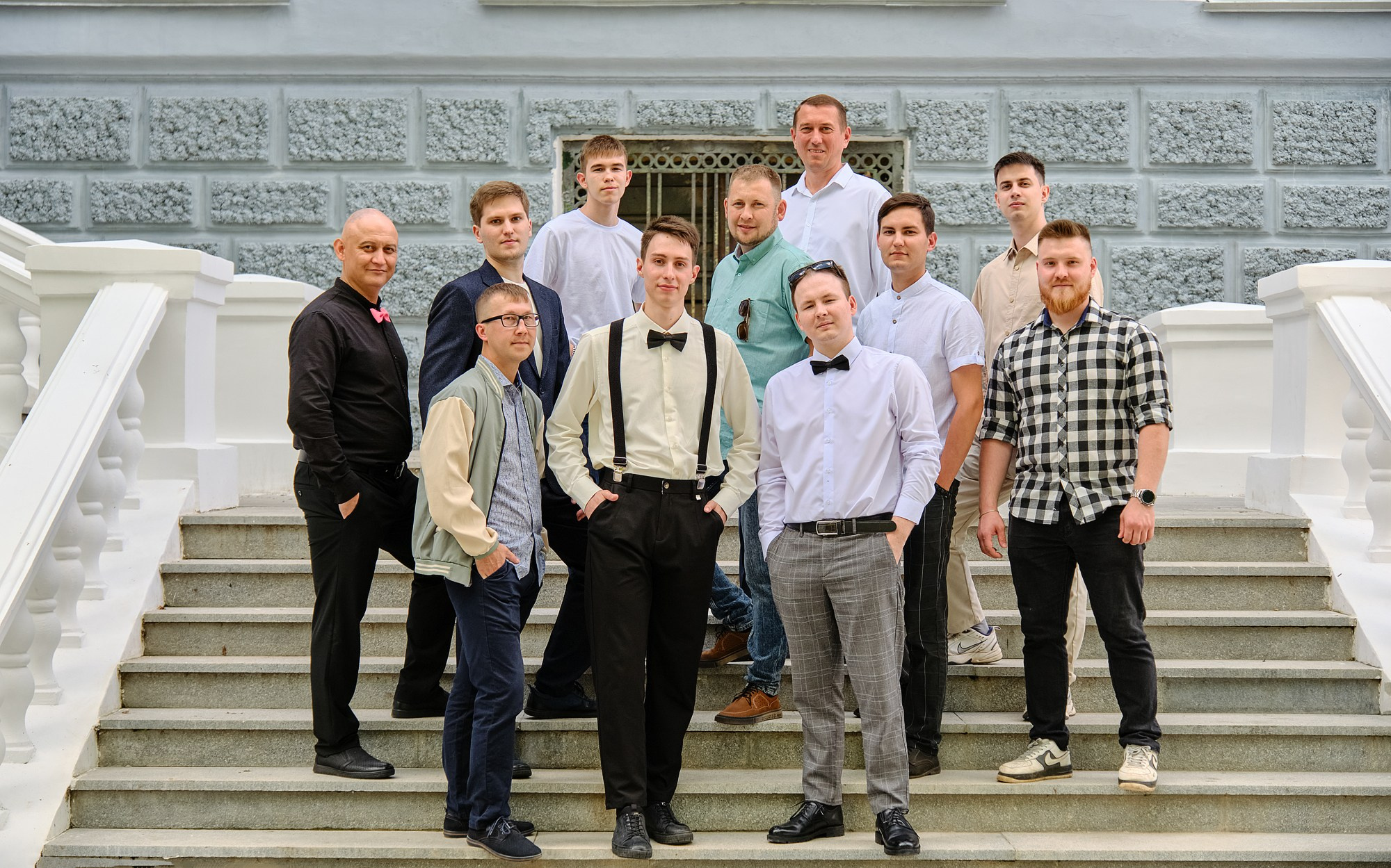 Летняя свадебная фотосессия на территории КЦ «Россия» для Полины и Кирилла