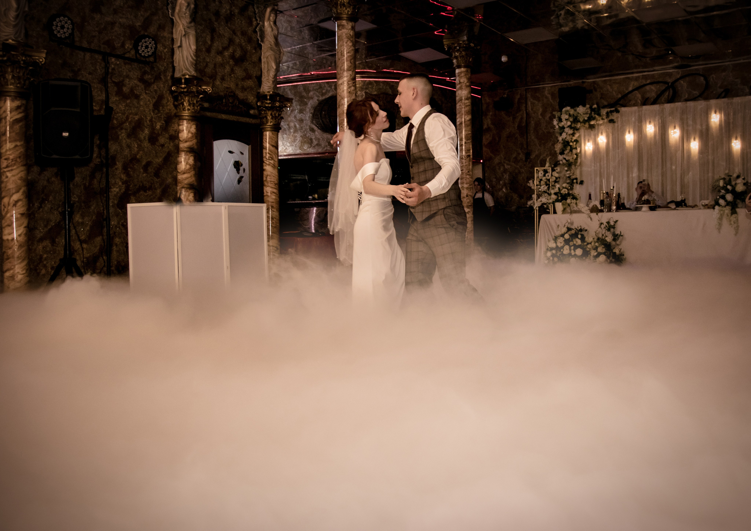 Спецэффекты. Организатор праздников. Ведущая Марина Гребенникова